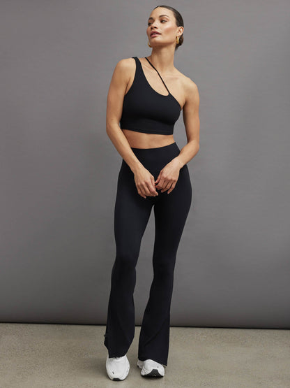 Carbon38 | Split Bootcut Legging in Melt - Black