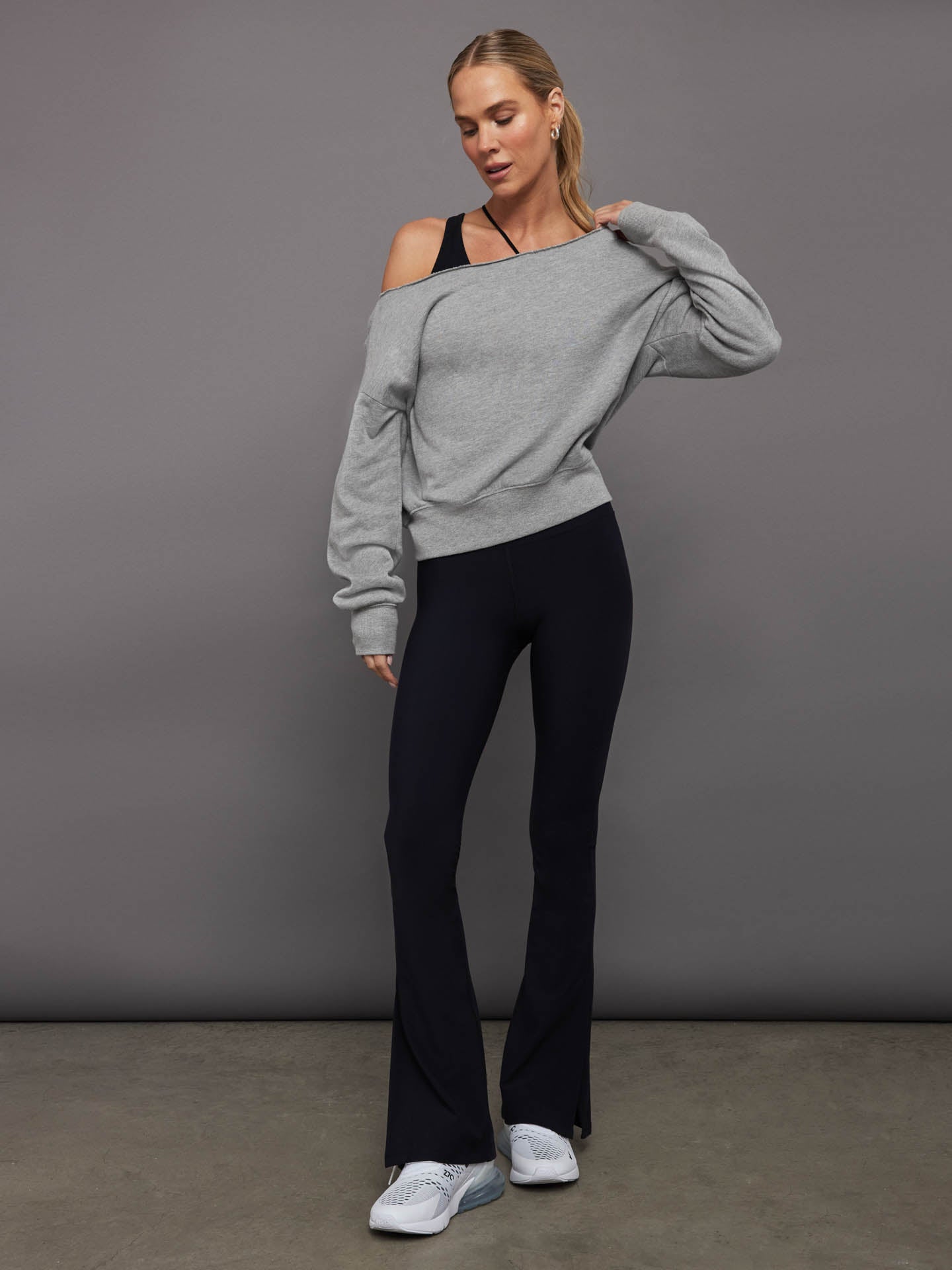 Carbon38 | Split Bootcut Legging in Melt - Black
