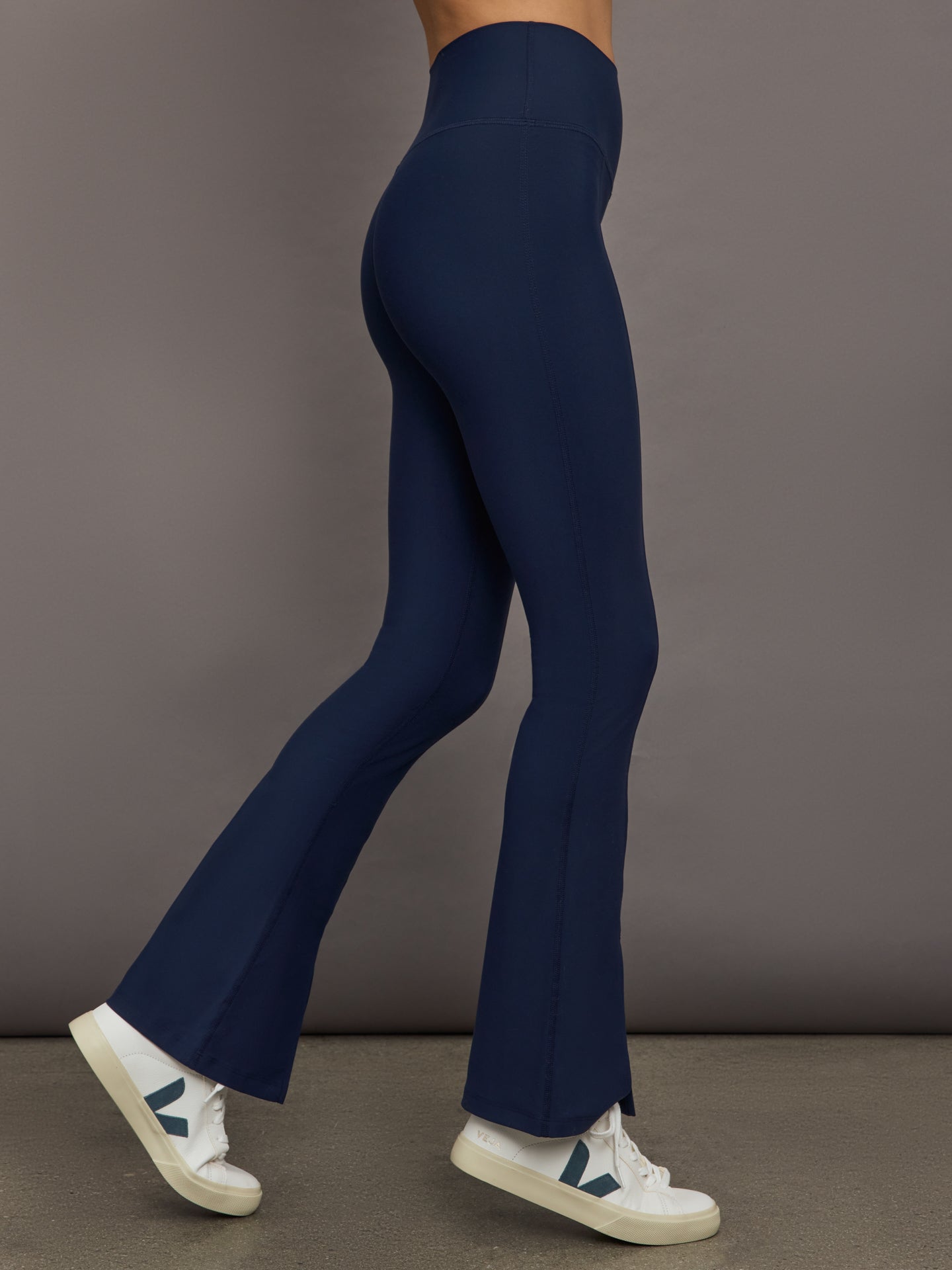 Carbon38 | Split Front Legging in Melt - Navy Blazer