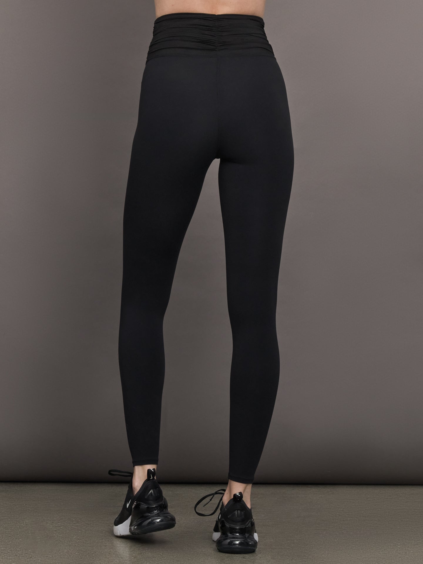 Carbon38 | Ruched Mesh Legging in Melt - Black