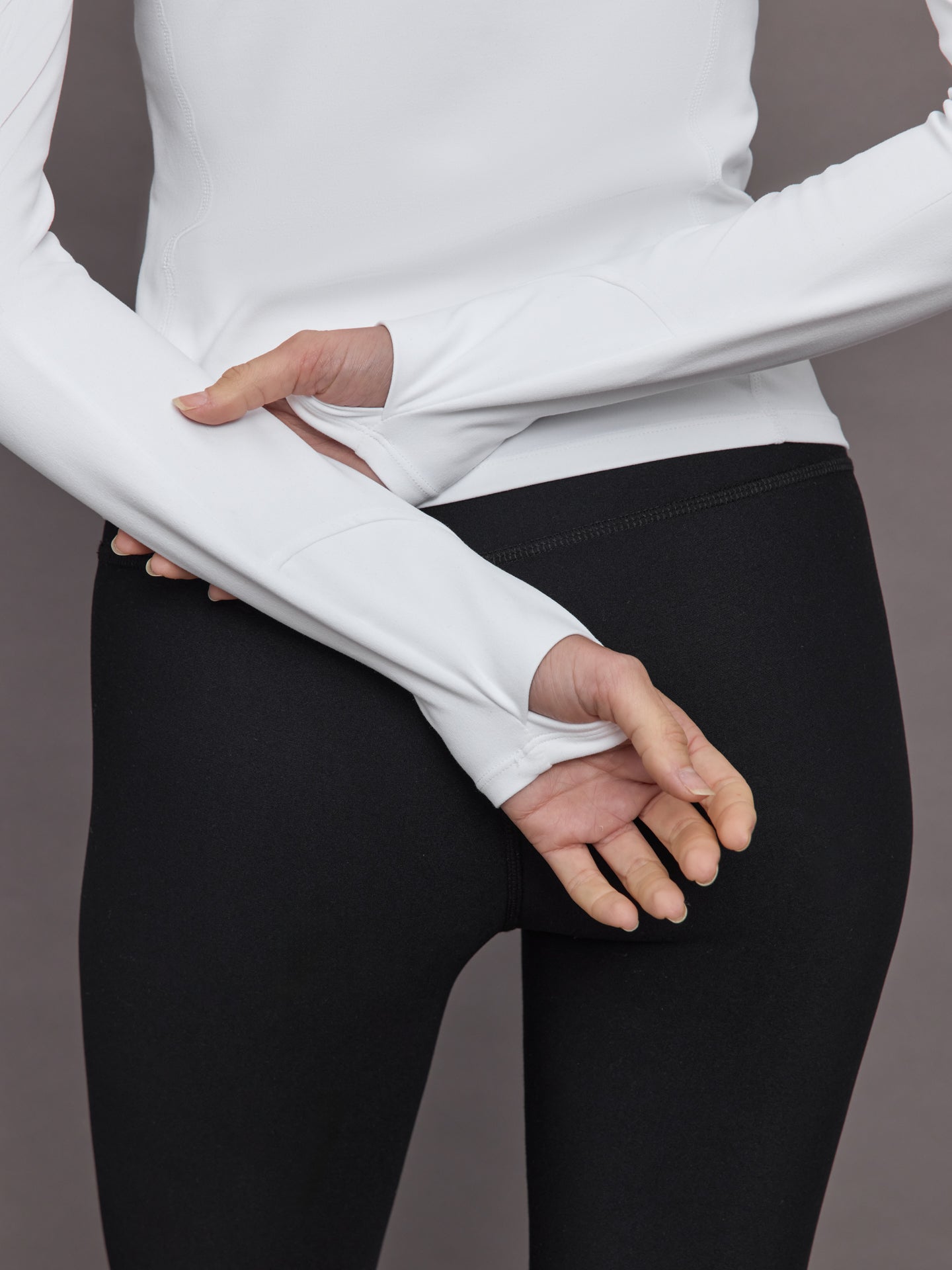 Carbon38 | Long Sleeve Crew Neck in Melt - White