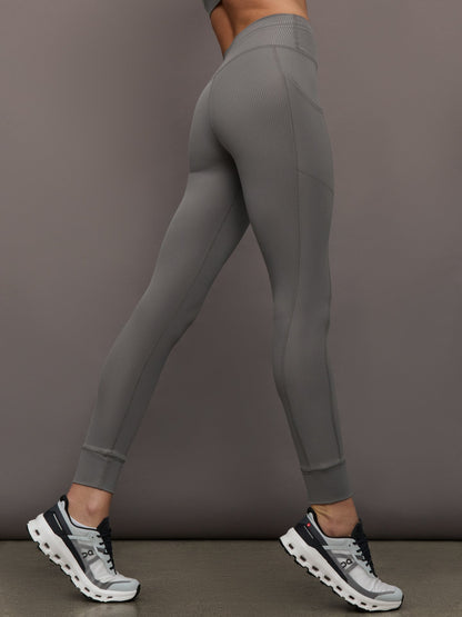 Carbon38 | High Rise Pocket Legging in Ribbed Melt - Steel Grey