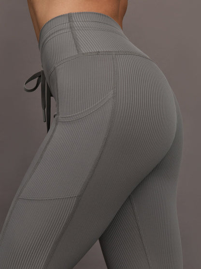 Carbon38 | High Rise Pocket Legging in Ribbed Melt - Steel Grey