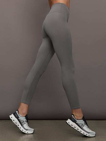 Carbon38 | High Rise Legging in Ribbed Melt - Steel Grey
