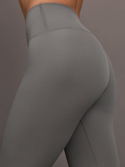 Carbon38 | High Rise Legging in Ribbed Melt - Steel Grey