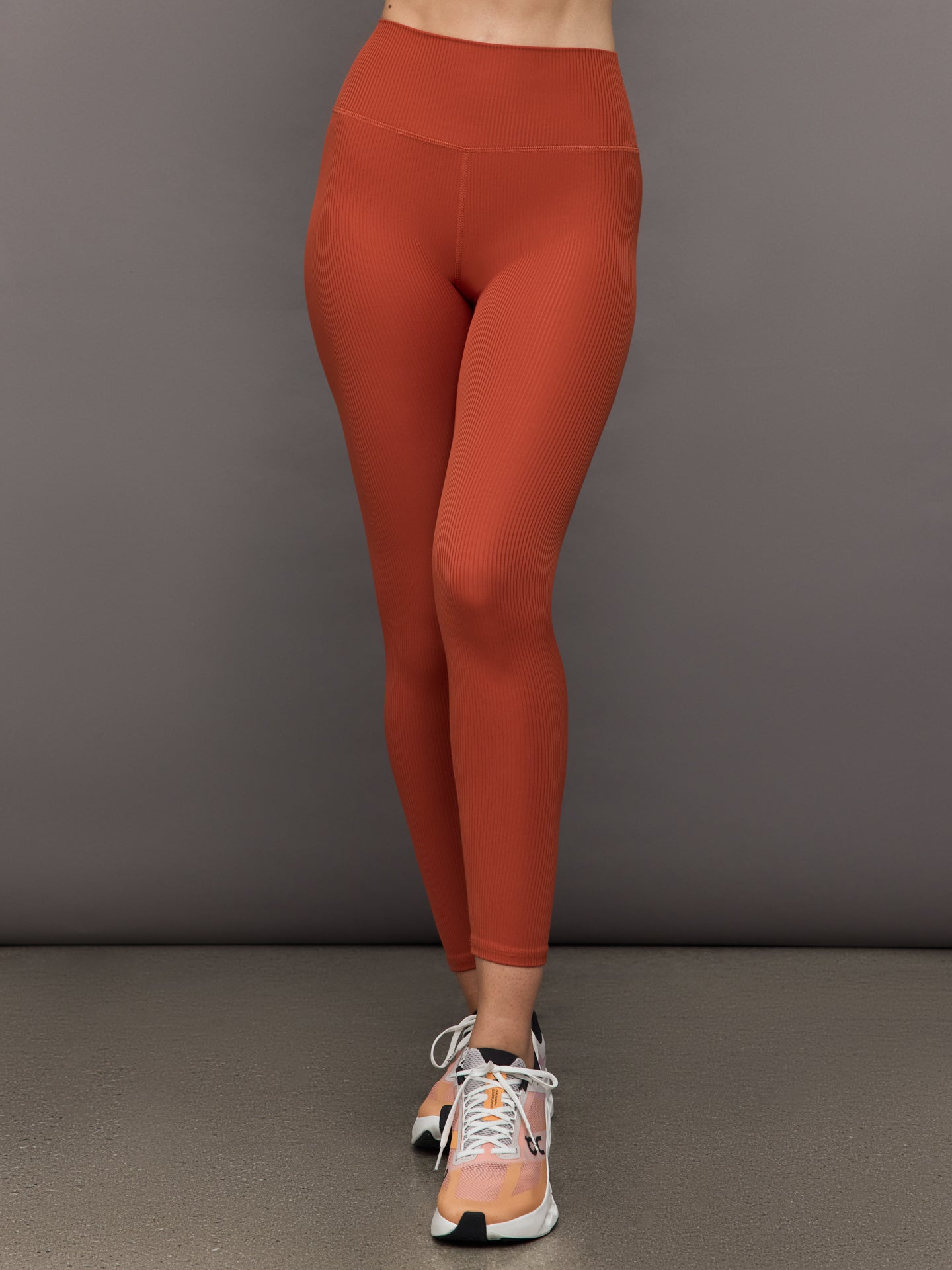 Carbon38 | High Rise Legging in Ribbed Melt - Terracotta