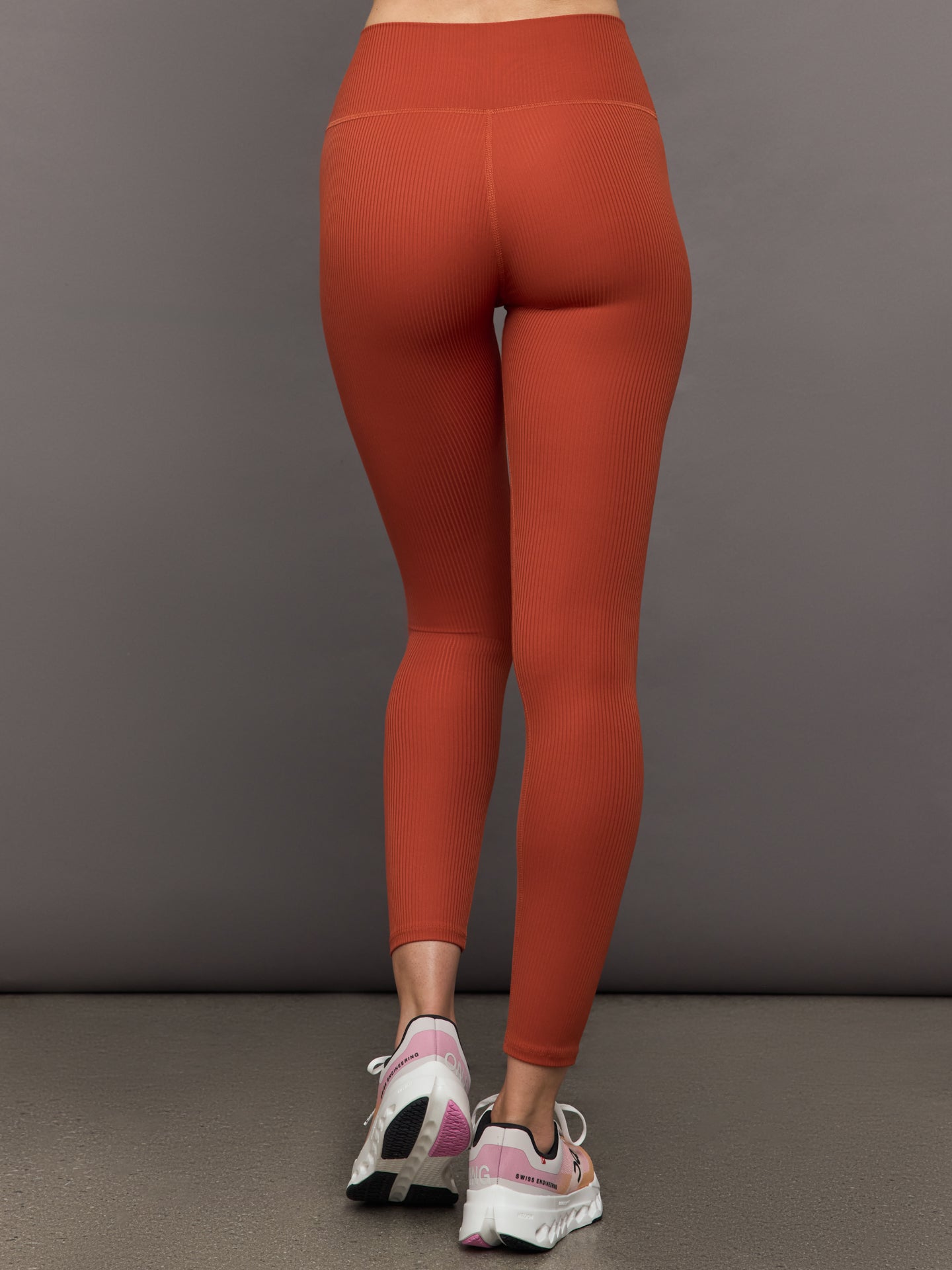 Carbon38 | High Rise Legging in Ribbed Melt - Terracotta