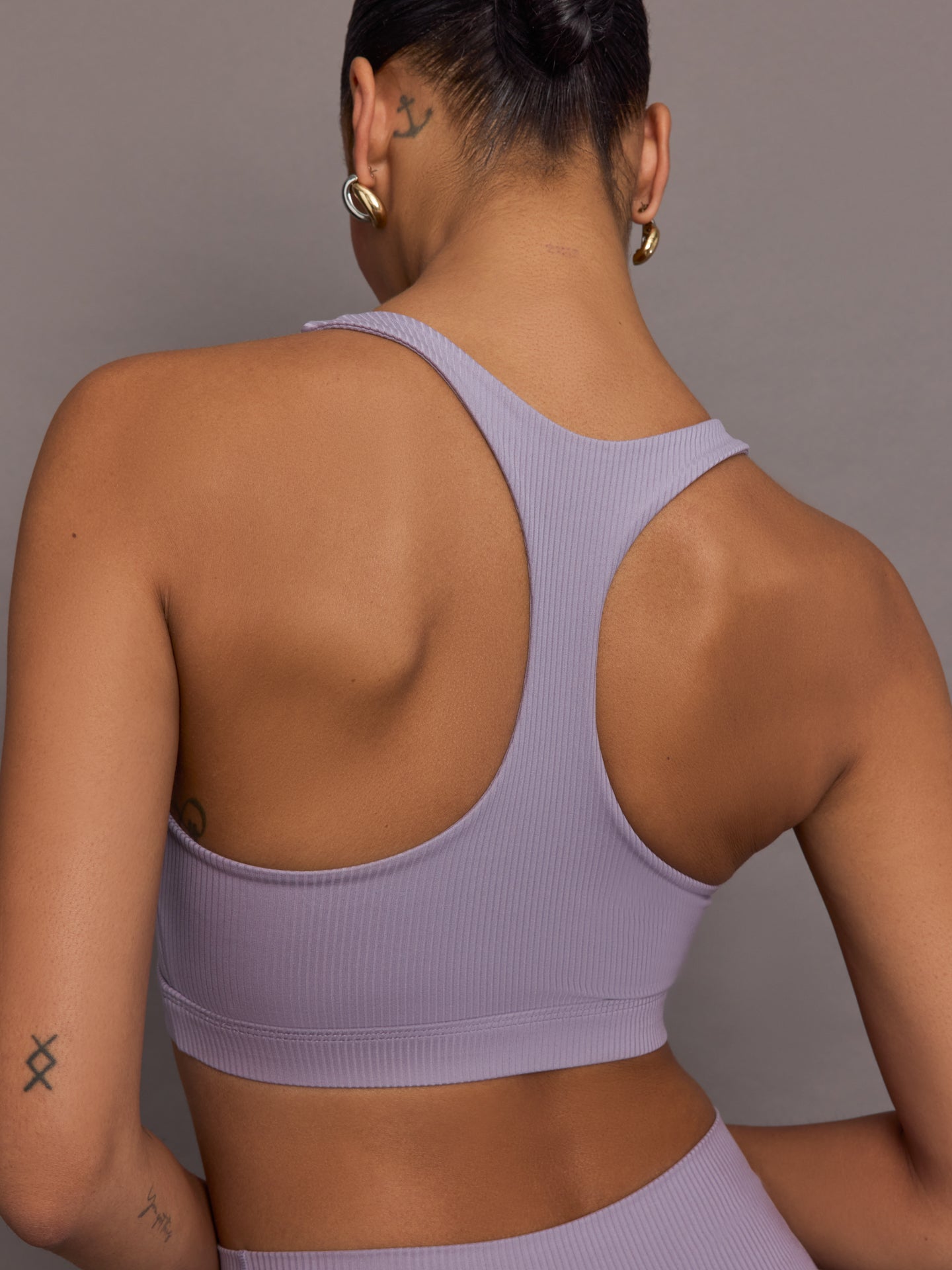 Carbon38 | Racerback Bra in Ribbed Melt - Lavender Grey