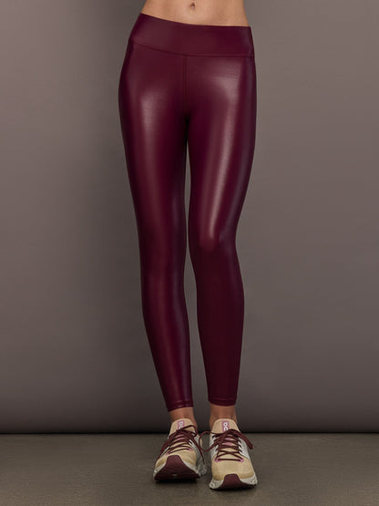 Carbon38 | Regular Rise 7/8 Legging in Takara Shine - Fig