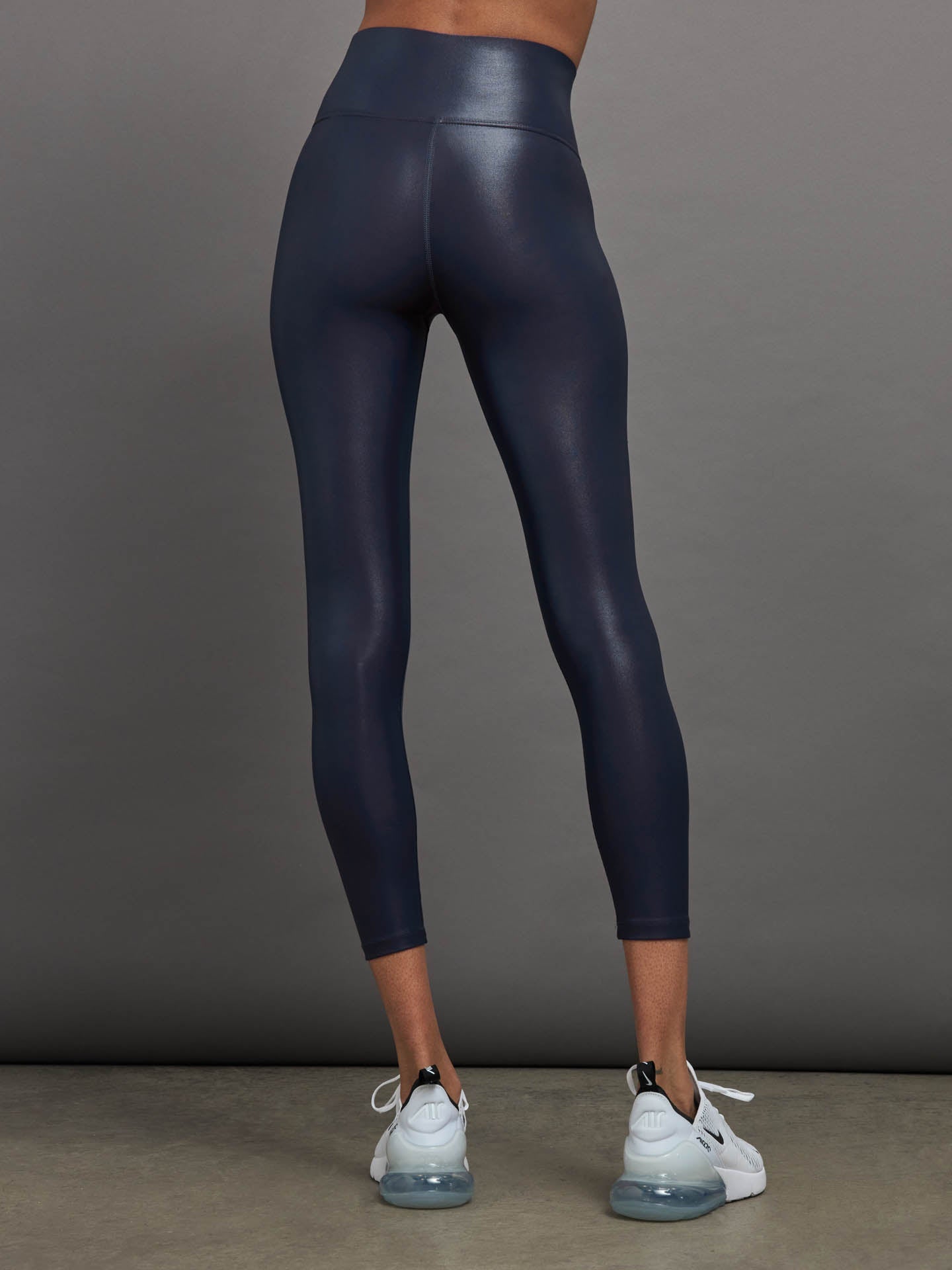 Carbon38 | High Rise 7/8 Legging in Takara Shine - Navy Blazer