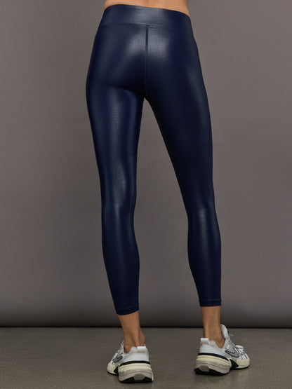 Carbon38 | Regular Rise 7/8 Legging in Takara Shine - Navy Blazer