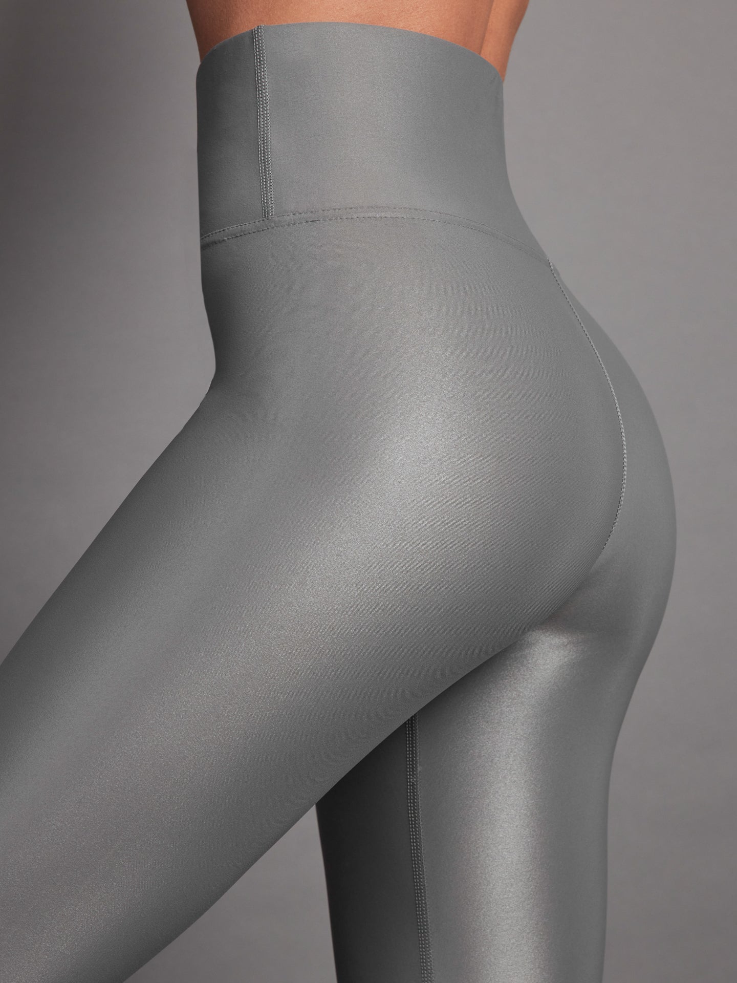 Carbon38 | High Rise Full-Length Legging in Takara Shine - Steel Grey