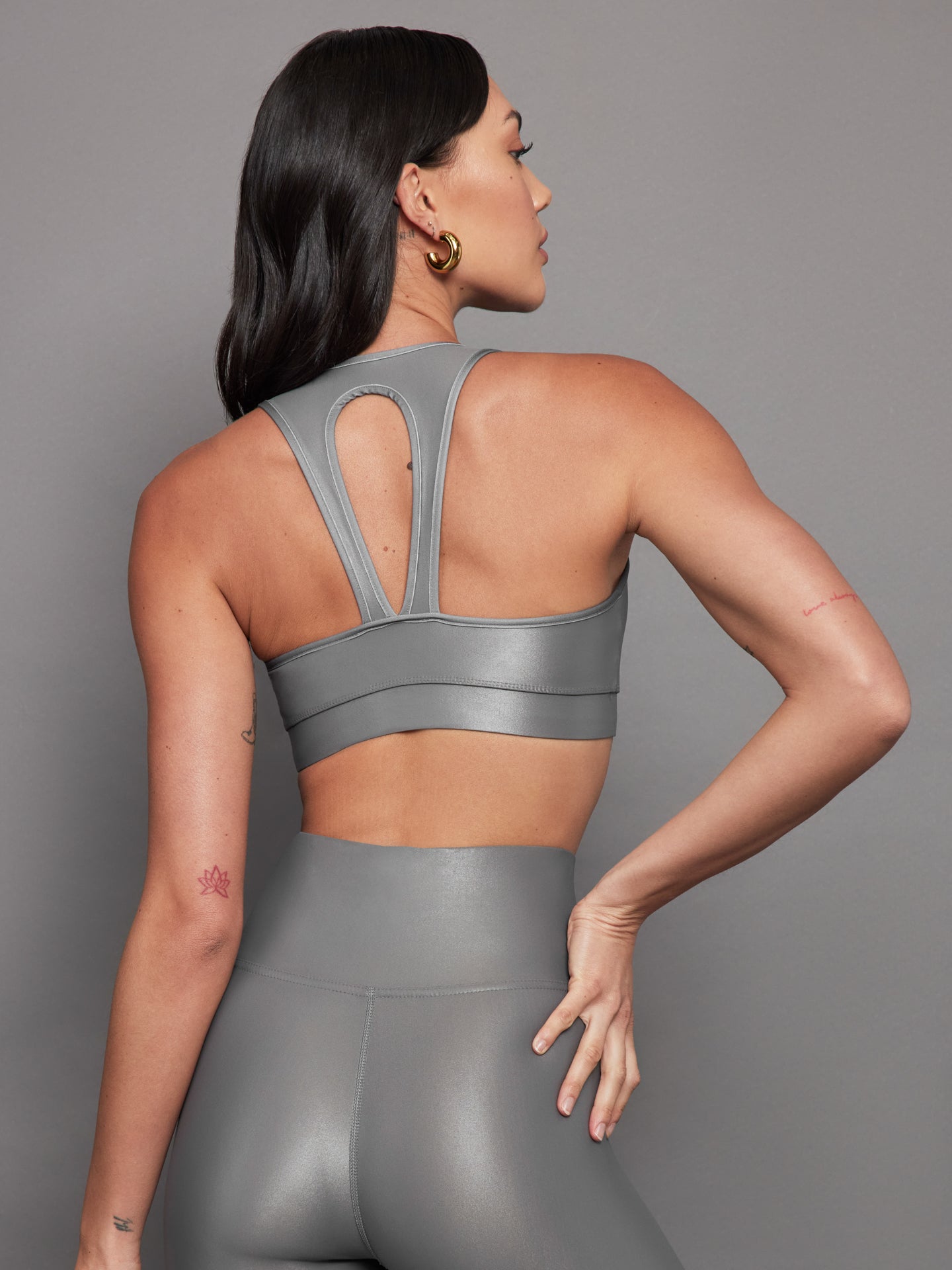 Carbon38 | Action Bra 2.0 in Takara Shine - Steel Grey