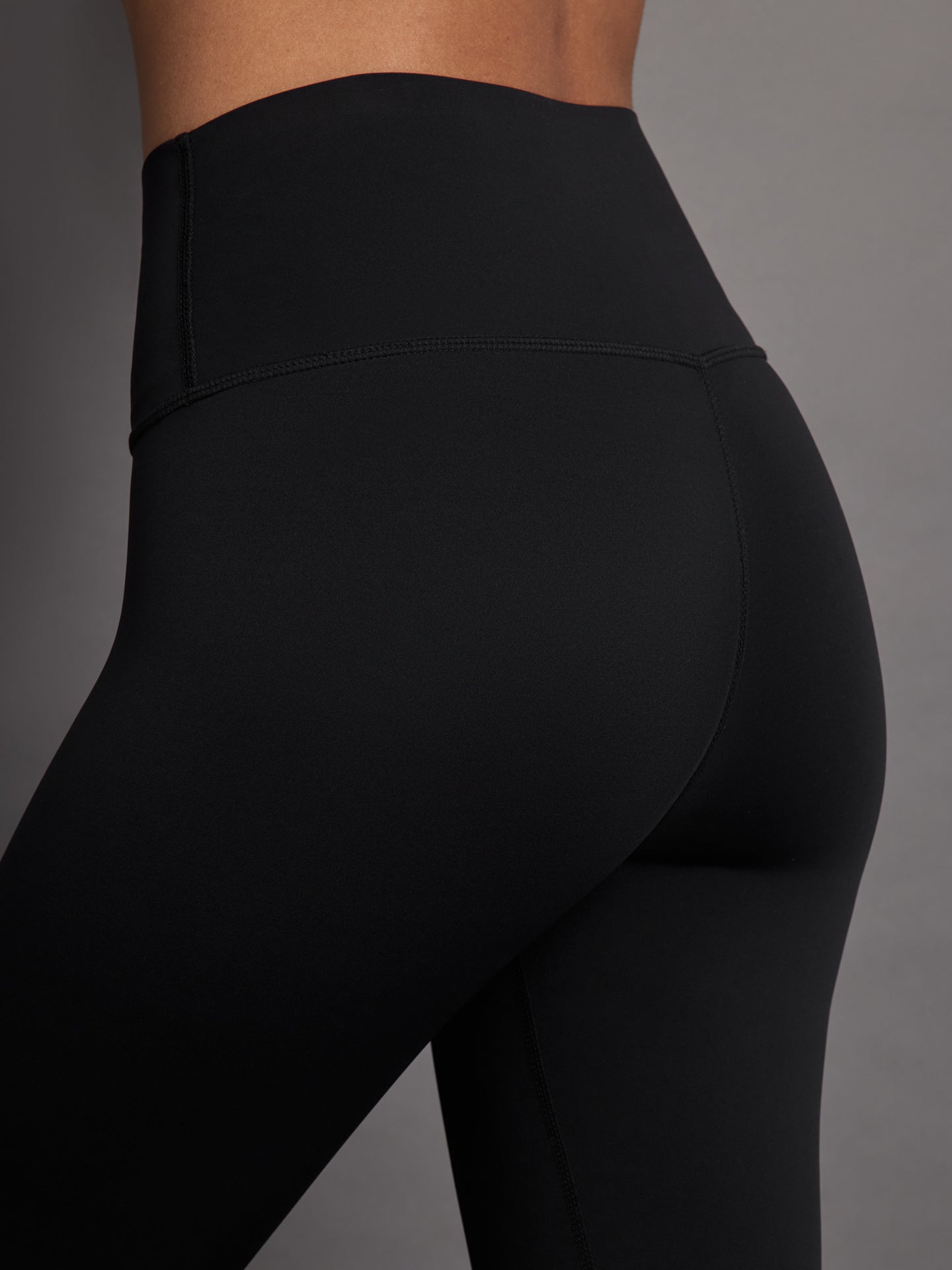 Carbon38 | High Rise Full-Length Legging in Diamond Compression - Black