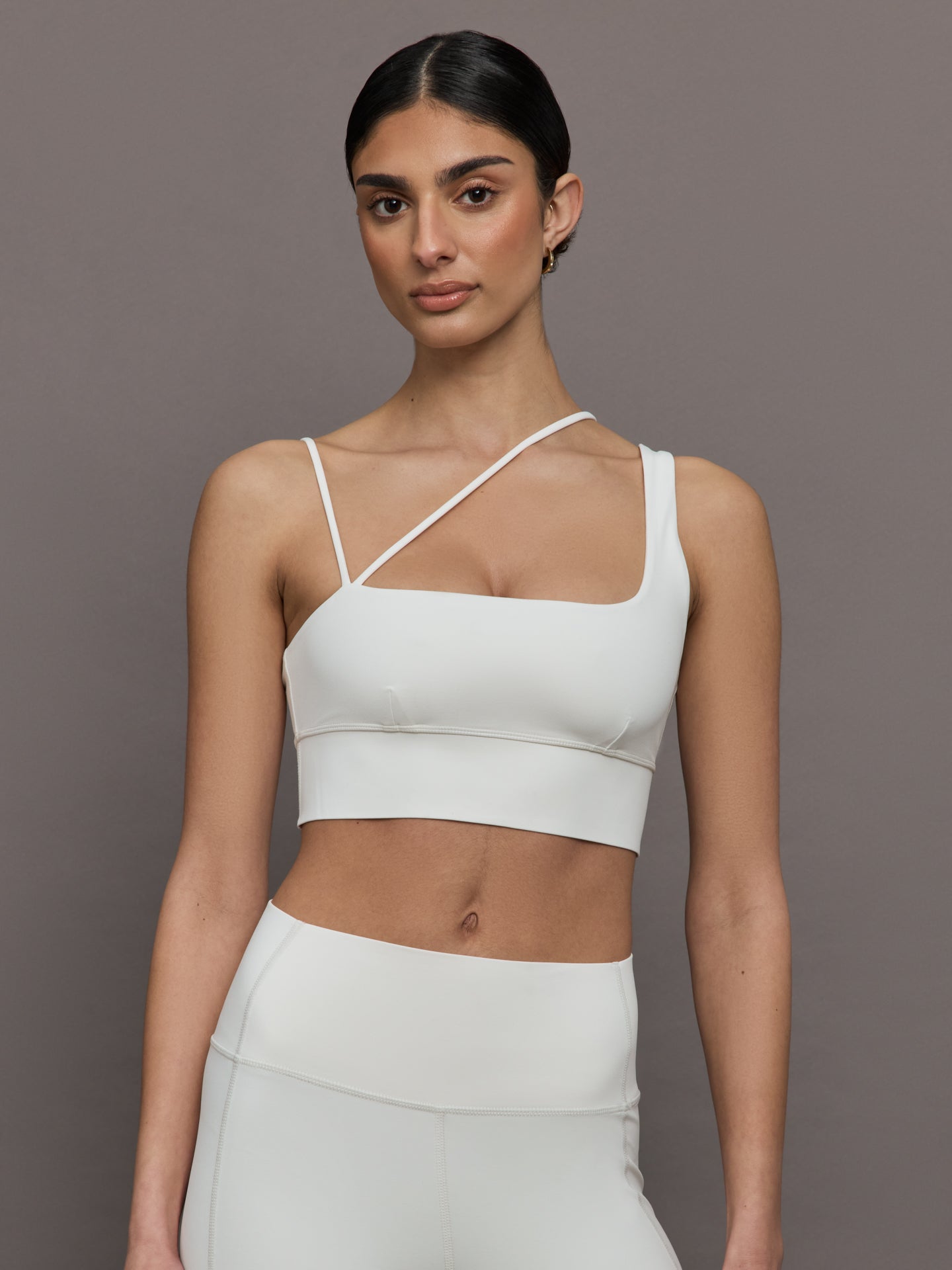 Carbon38 | Asymmetrical Strappy Bra in Diamond Compression - Cloud Dancer