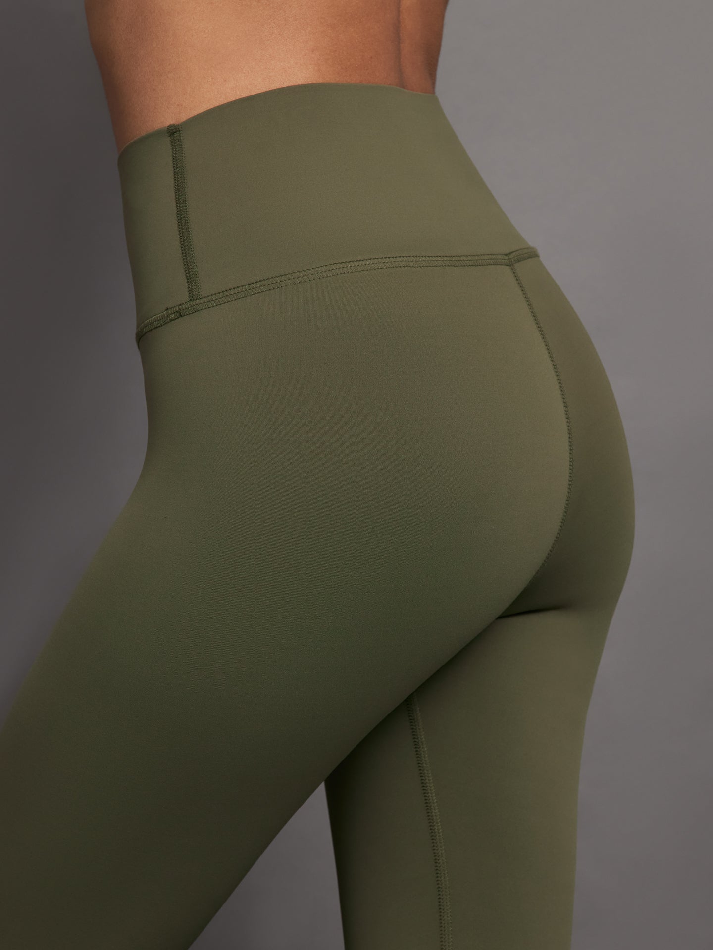 Carbon38 | High Rise Full-Length Legging in Diamond Compression - Olive