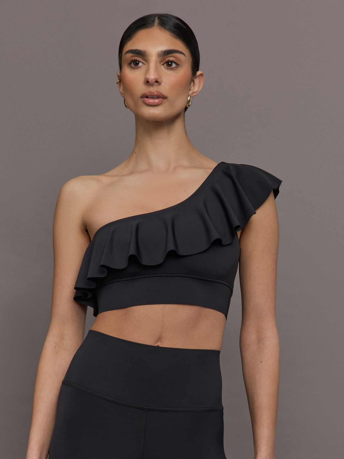 Carbon38 | Ruffle One Shoulder Bra in Diamond Compression - Black