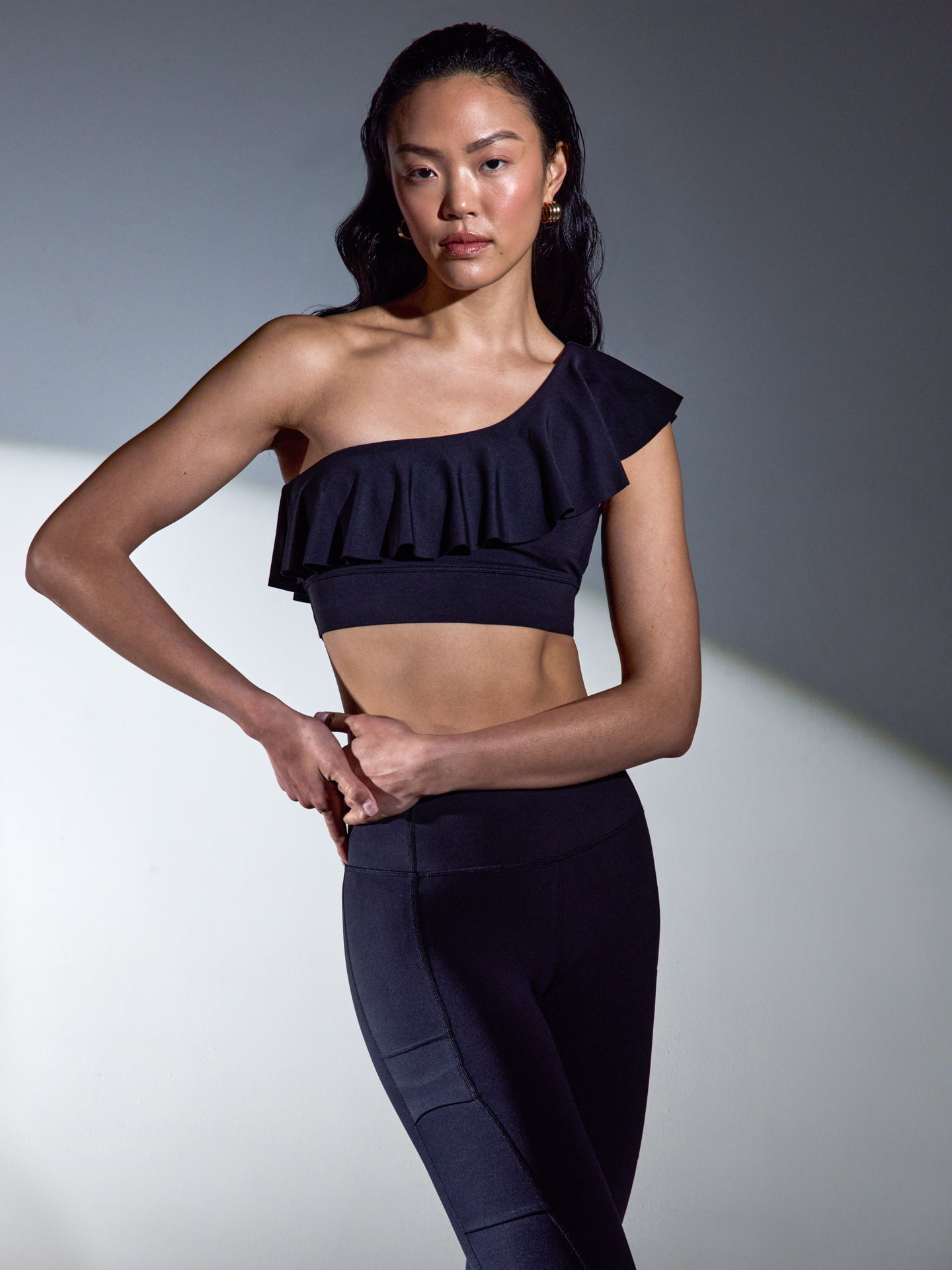 Carbon38 | Ruffle One Shoulder Bra in Diamond Compression - Black