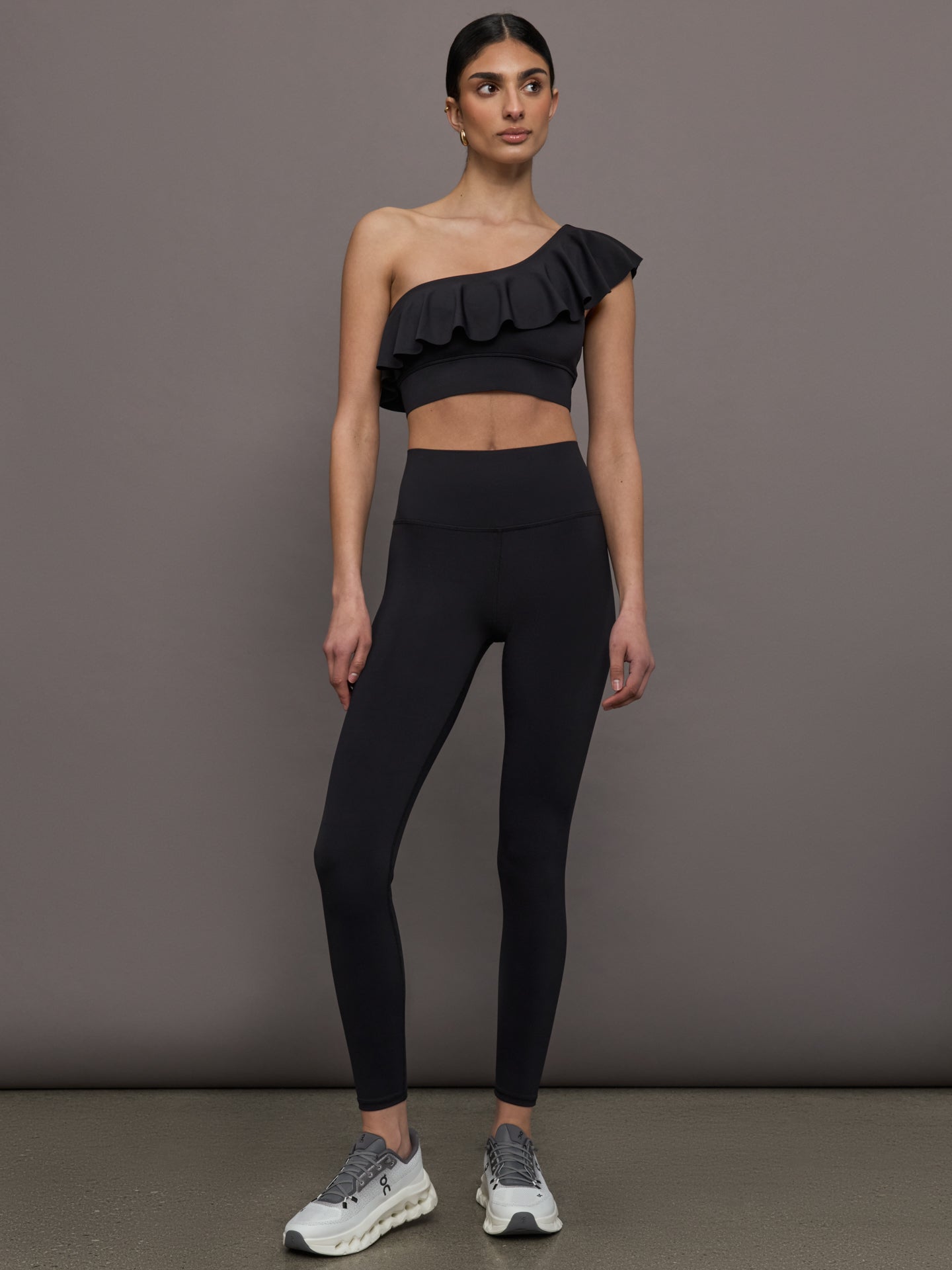 Carbon38 | Ruffle One Shoulder Bra in Diamond Compression - Black
