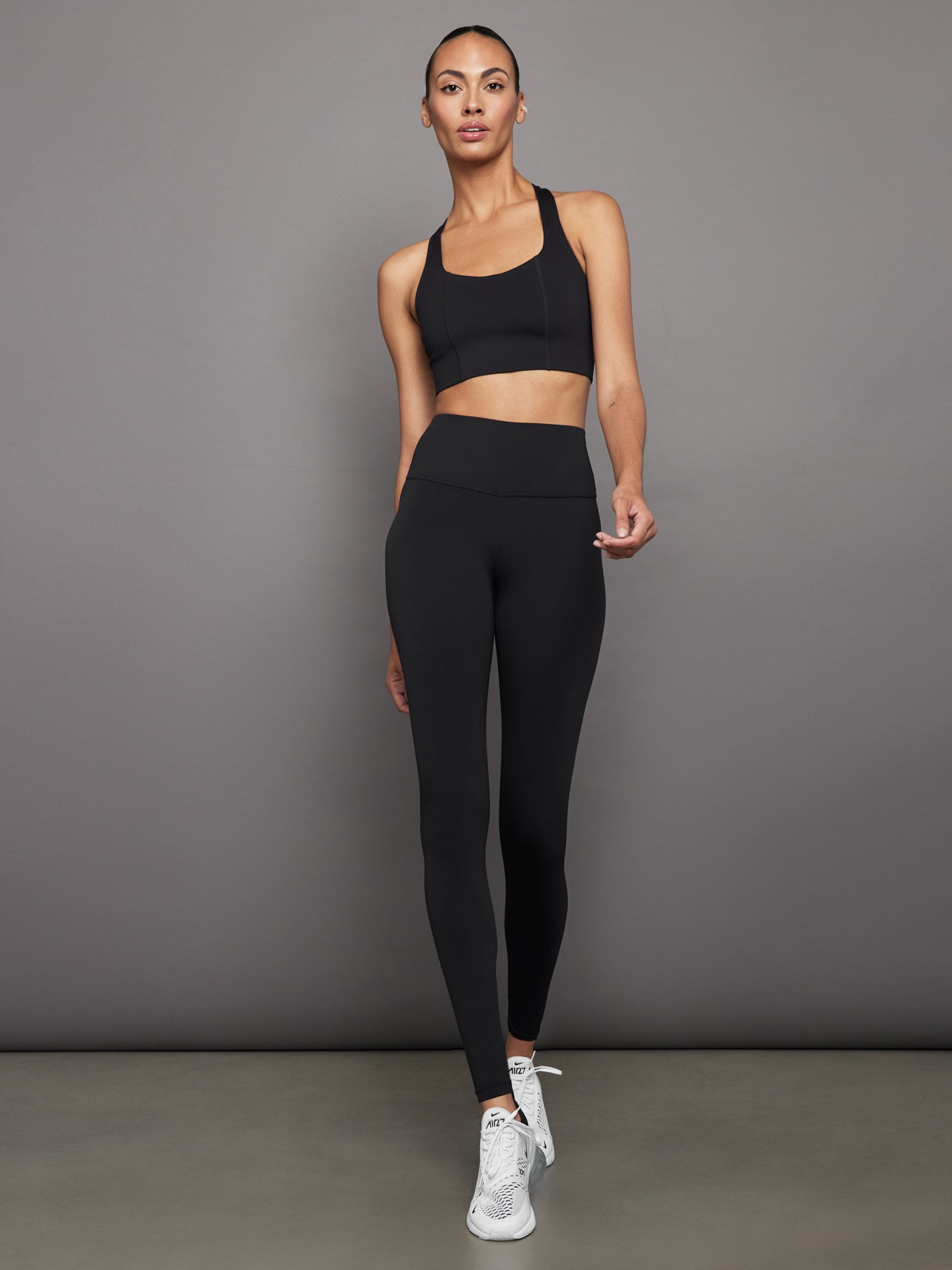 Carbon38 | T Back Bra In Diamond Compression - Black