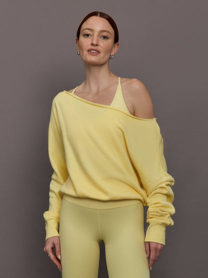 Carbon38 | Off Shoulder Sweatshirt in French Terry - Banana
