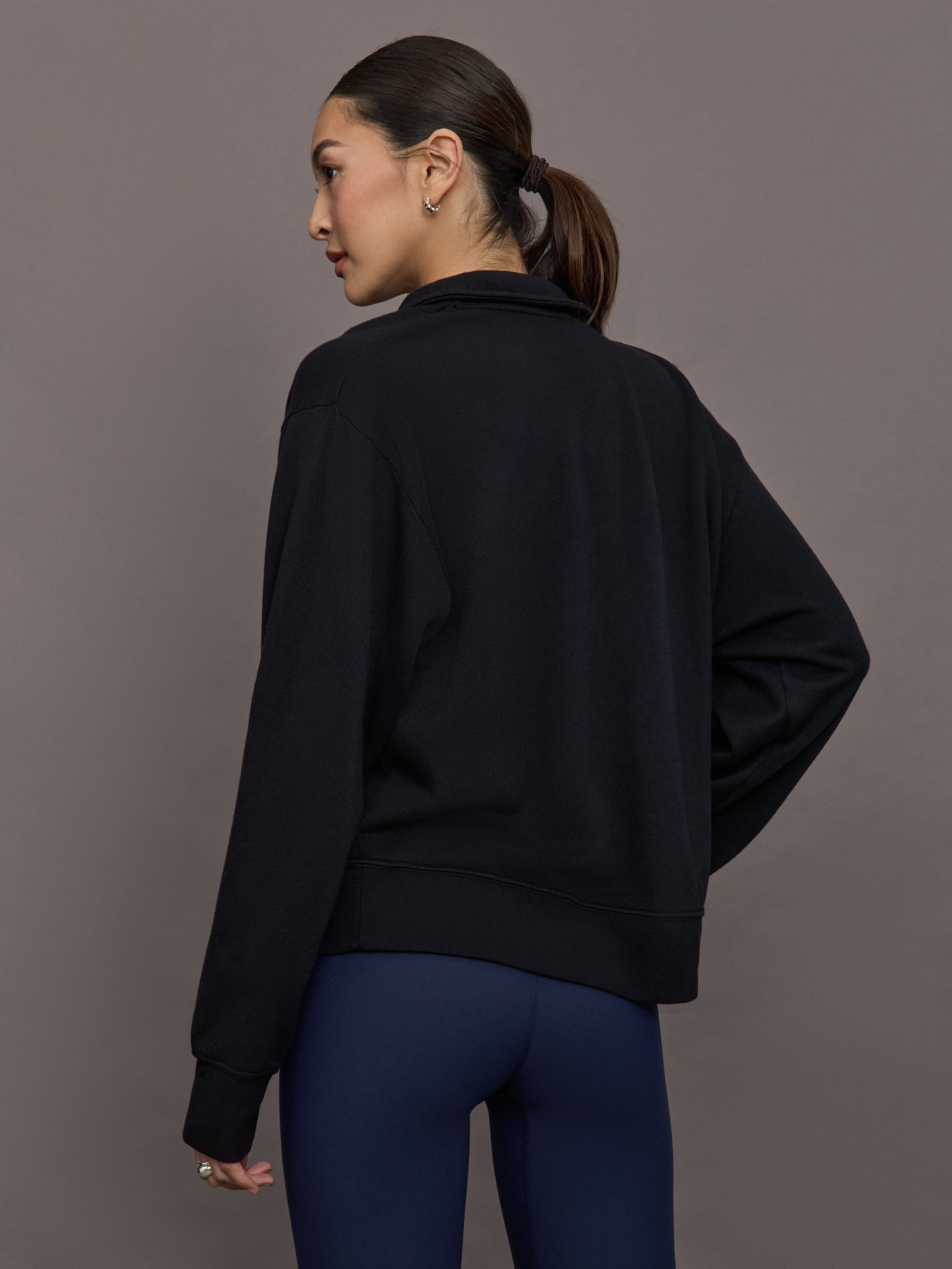 Carbon38 | Johnny Collar Sweatshirt in French Terry - Black