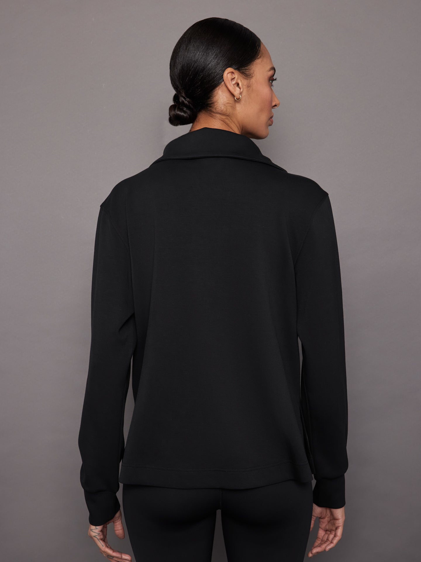 Carbon38 | Knit Jacket with Asymmetrical Zip in Interlock - Black
