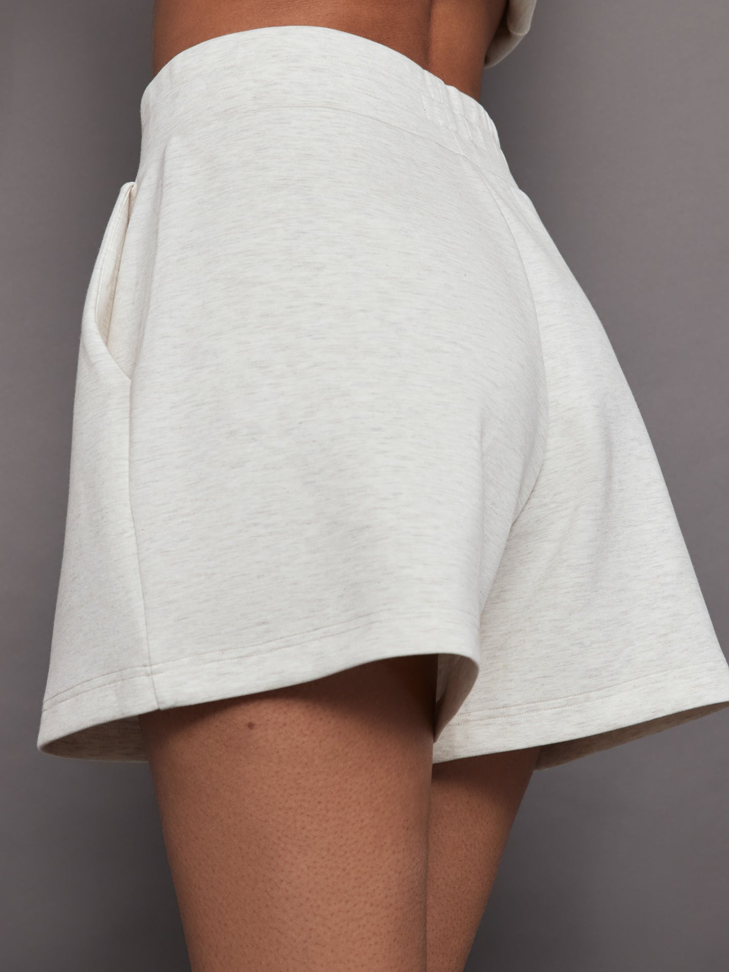 Carbon38 | High Rise Knit Short in Interlock - Moonbeam Heather