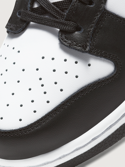 Carbon38 | Nike Dunk Low - White/Black-White