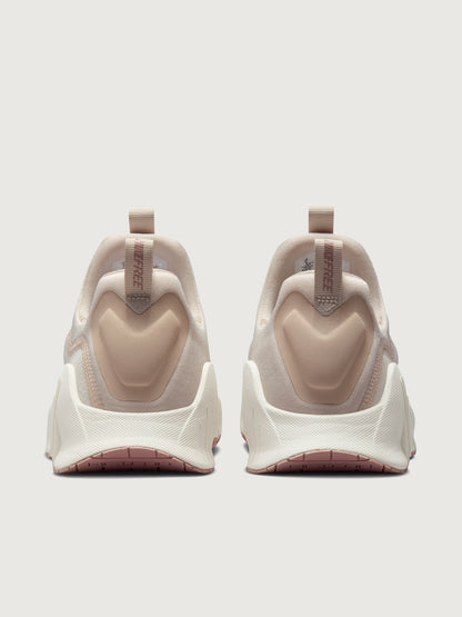 Carbon38 | Nike Free Metcon 6 - Soft Pearl/Particle Pink-Pearl White