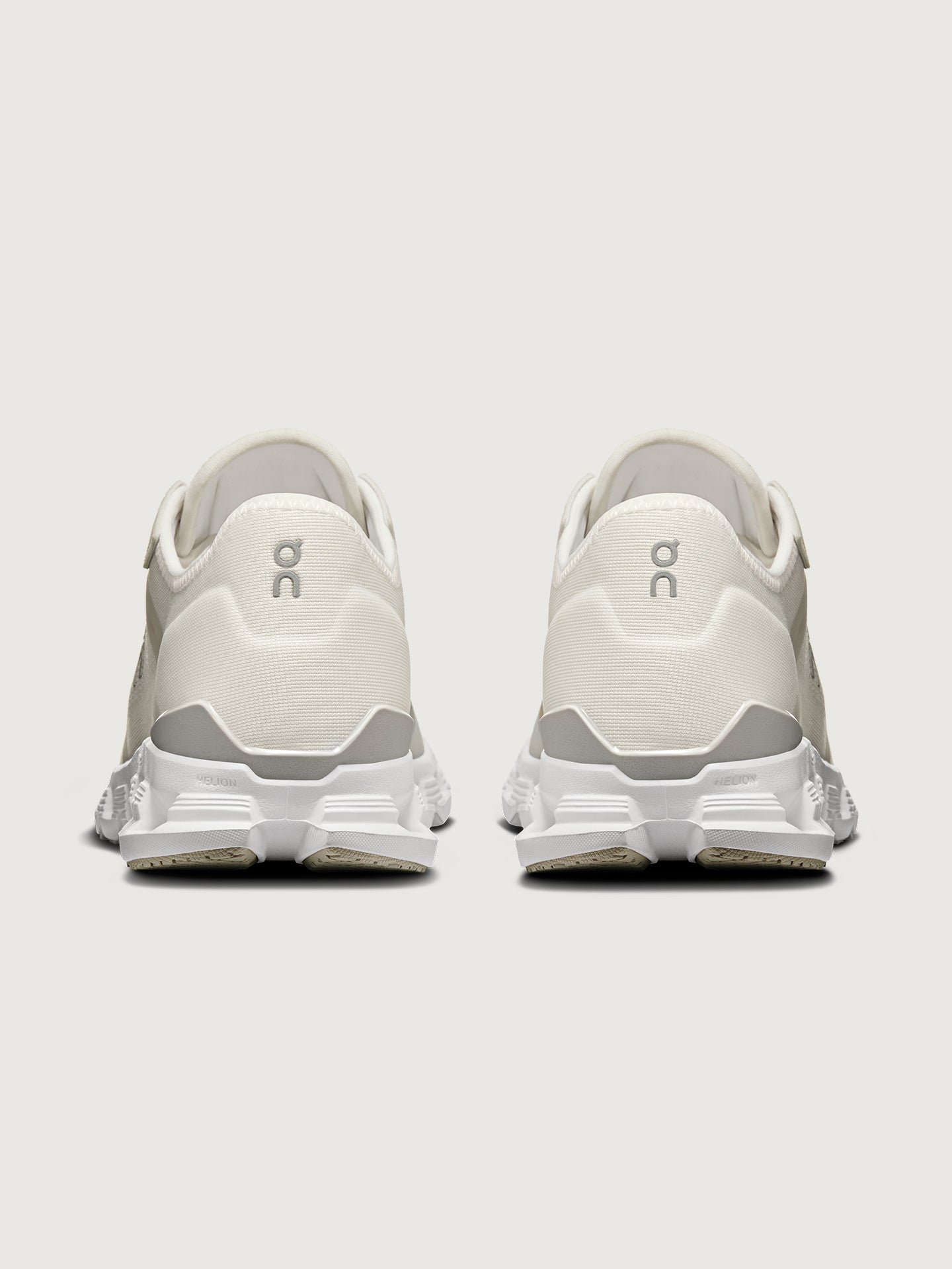 Carbon38 | Cloud X 4 AD - White | Wolf