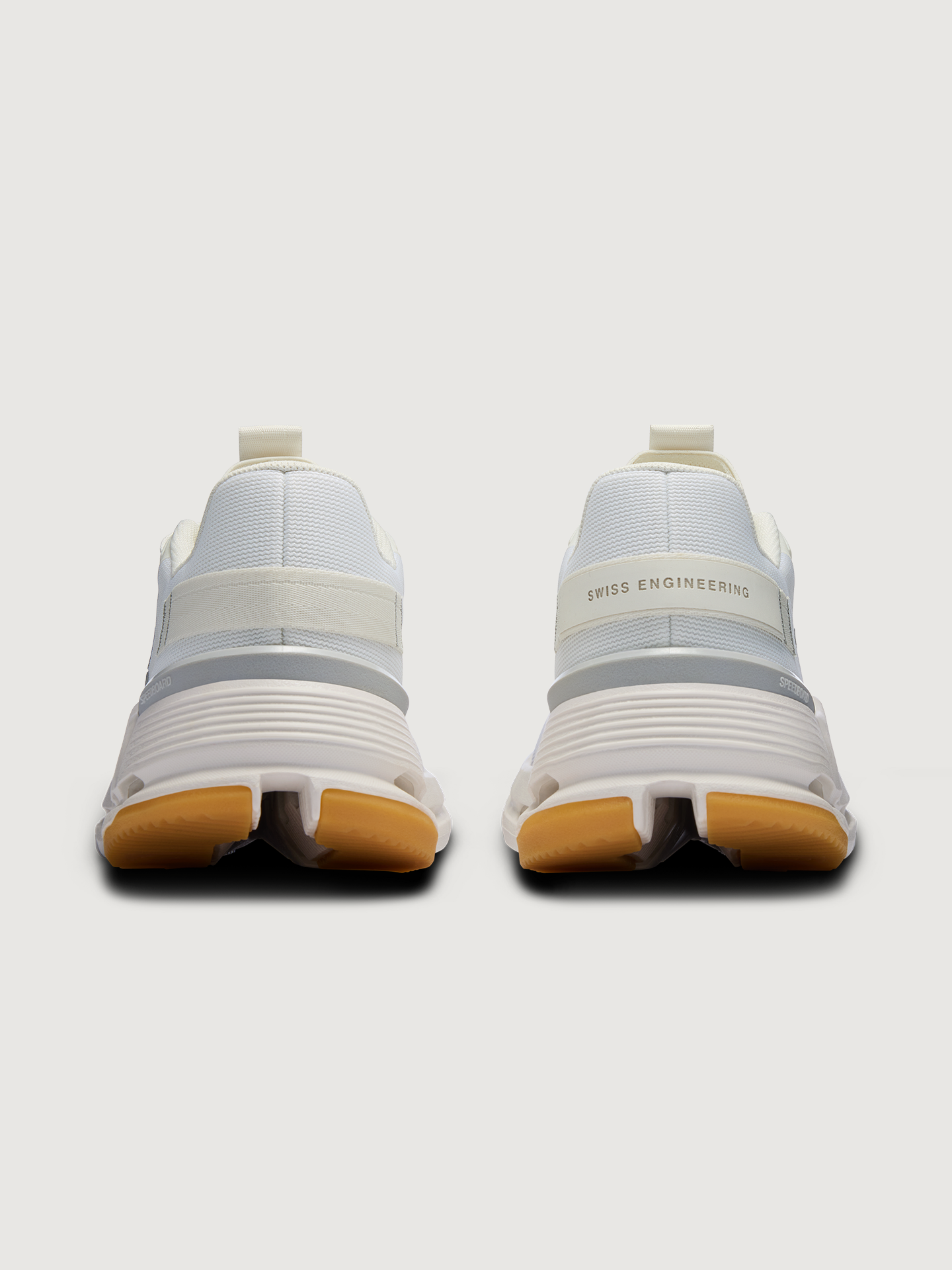 Carbon38 | Cloudnova Form 2 - White | Ivory