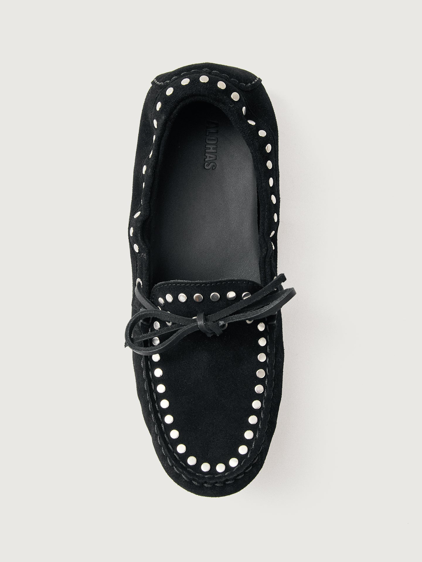 Carbon38 | Calla Suede Studs - Black