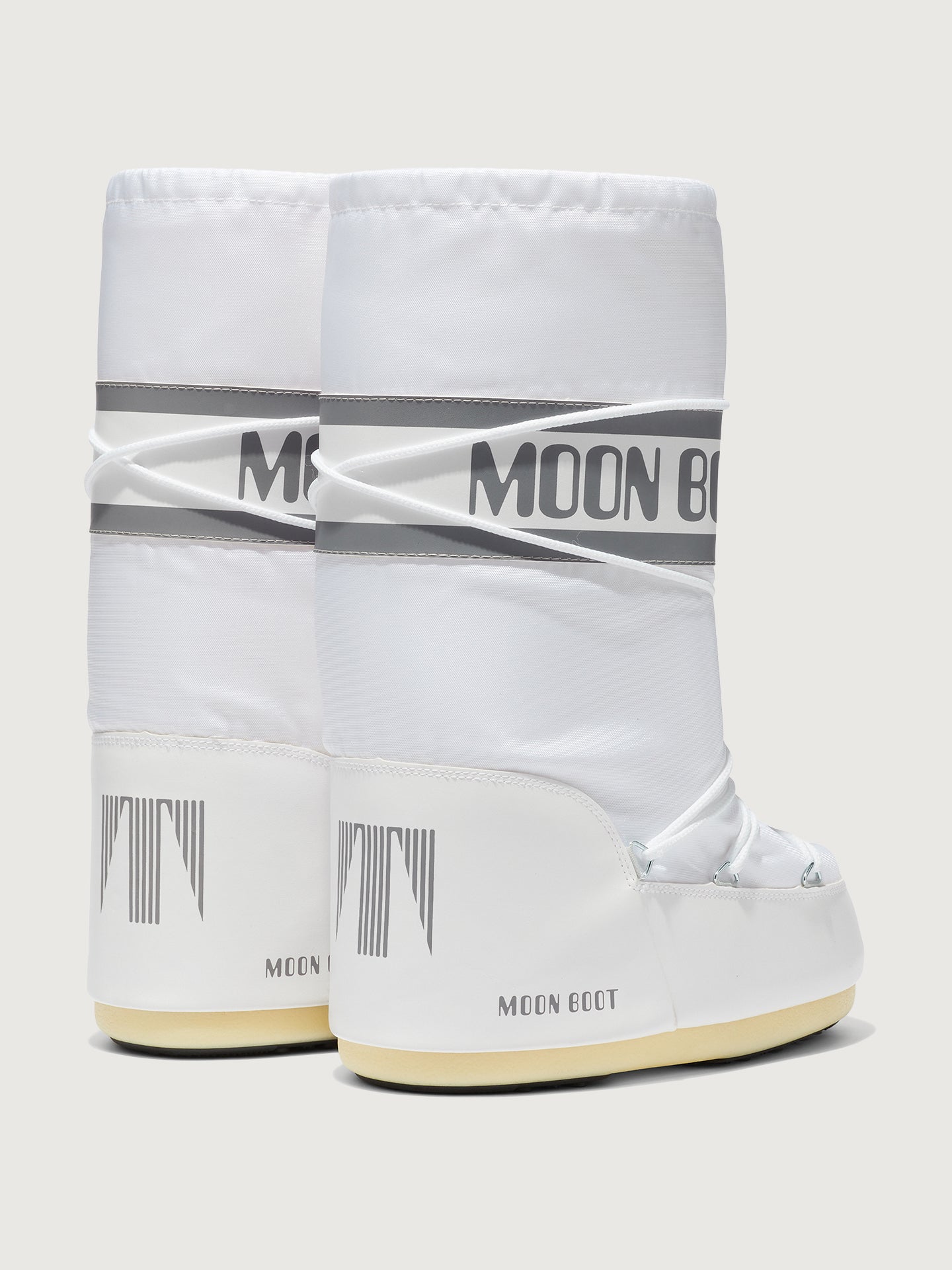 Carbon38 | Moon Boot Icon Nylon - White