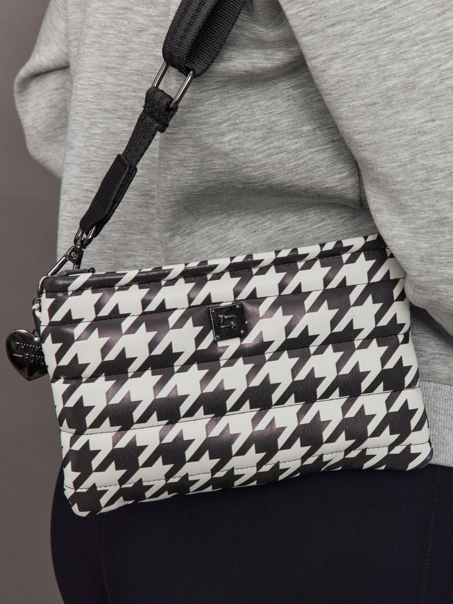 Carbon38 | Fame - Houndstooth Black/Black web/Gunmental hardware