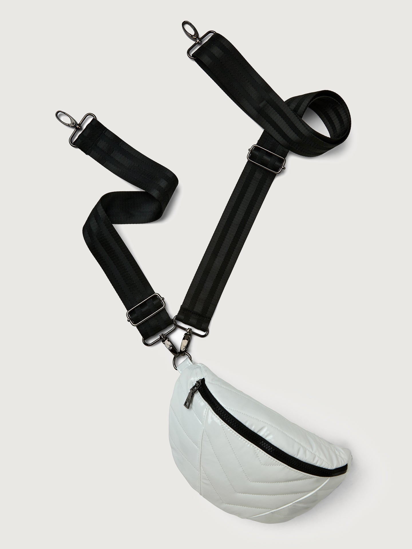 Carbon38 | Little Runaway - White Patent/Black Hardware