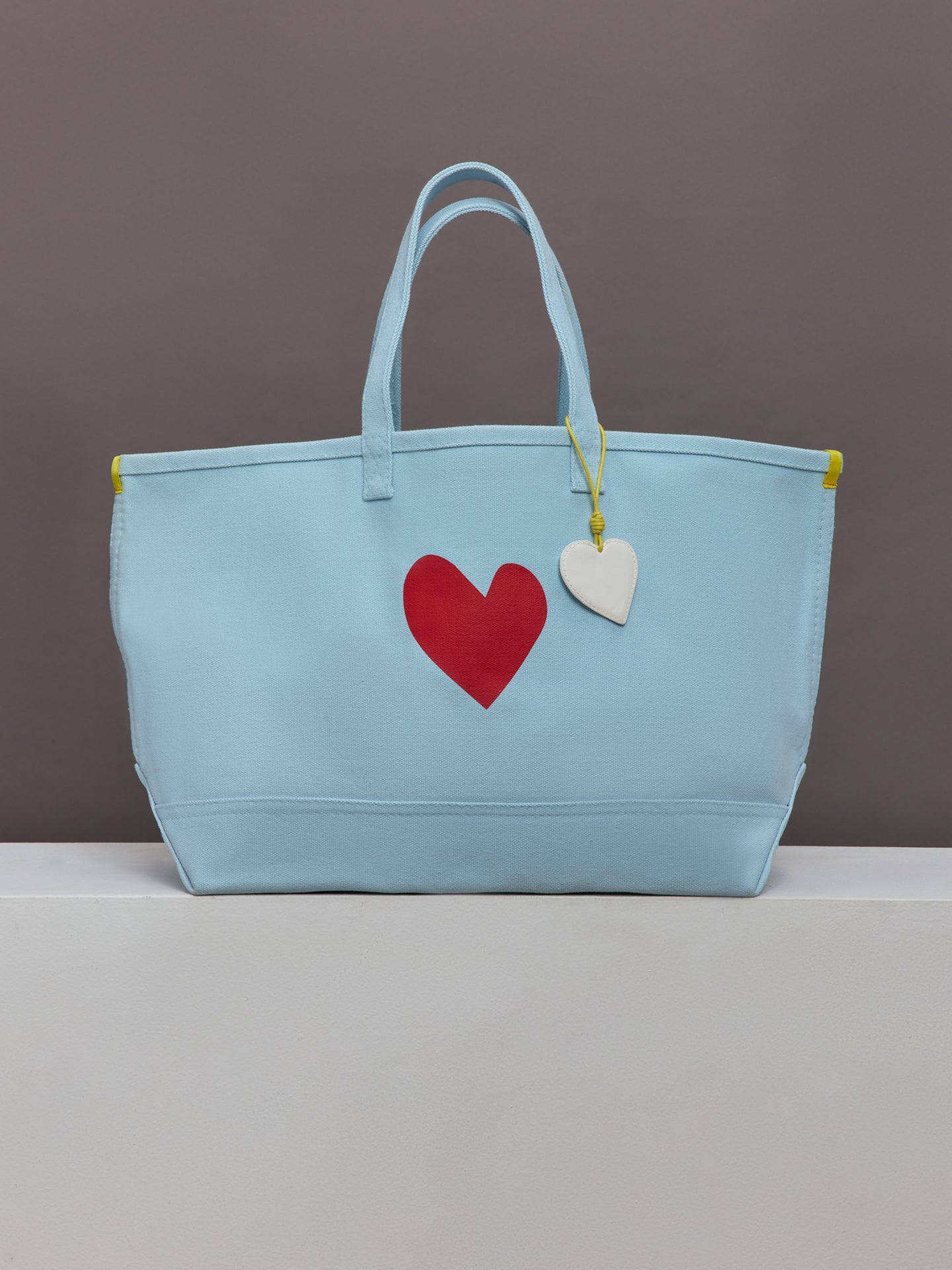 Carbon38 | Heart Tote - Blue/Red