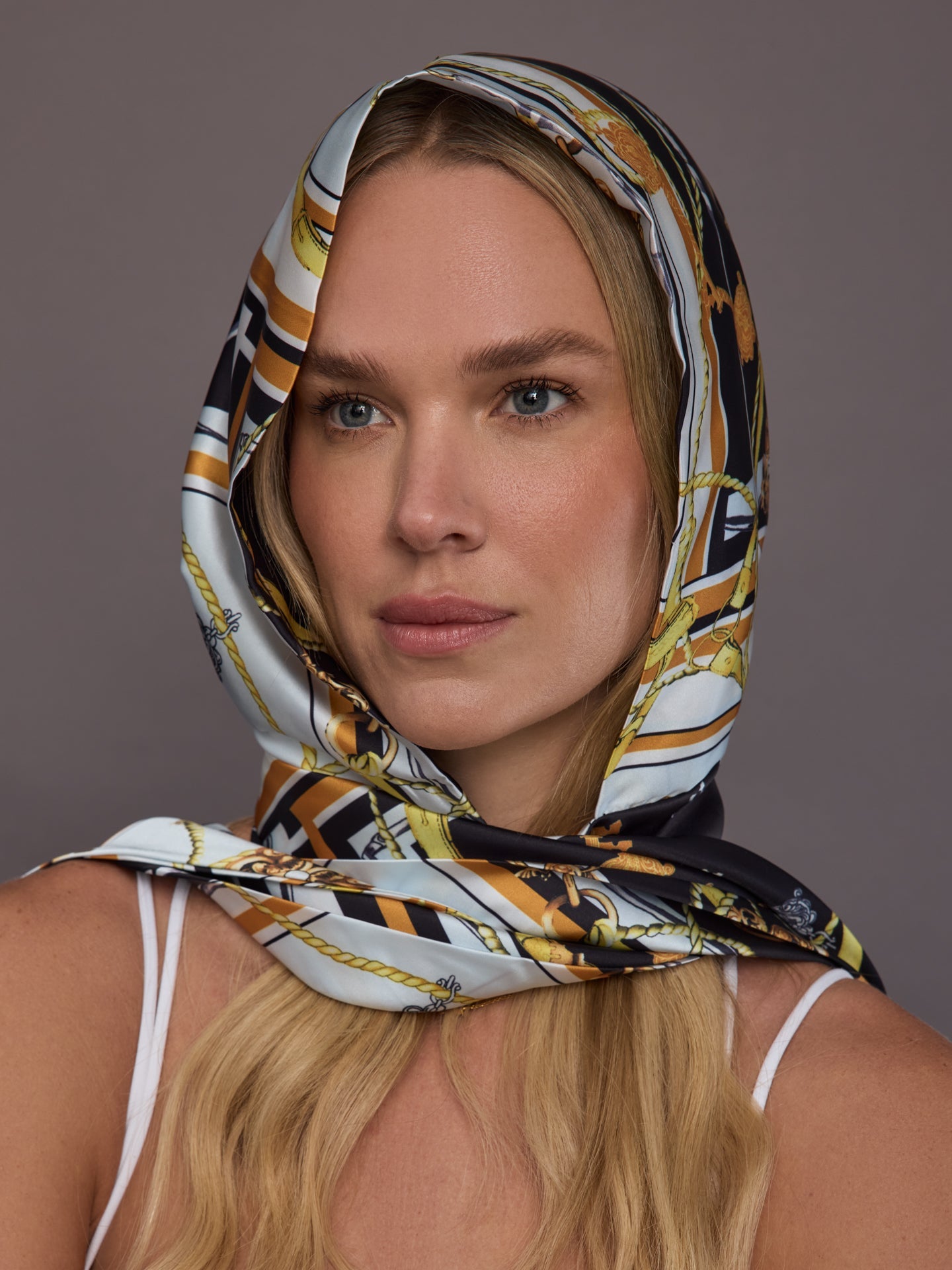 Carbon38 | Babs - Ivory/Black