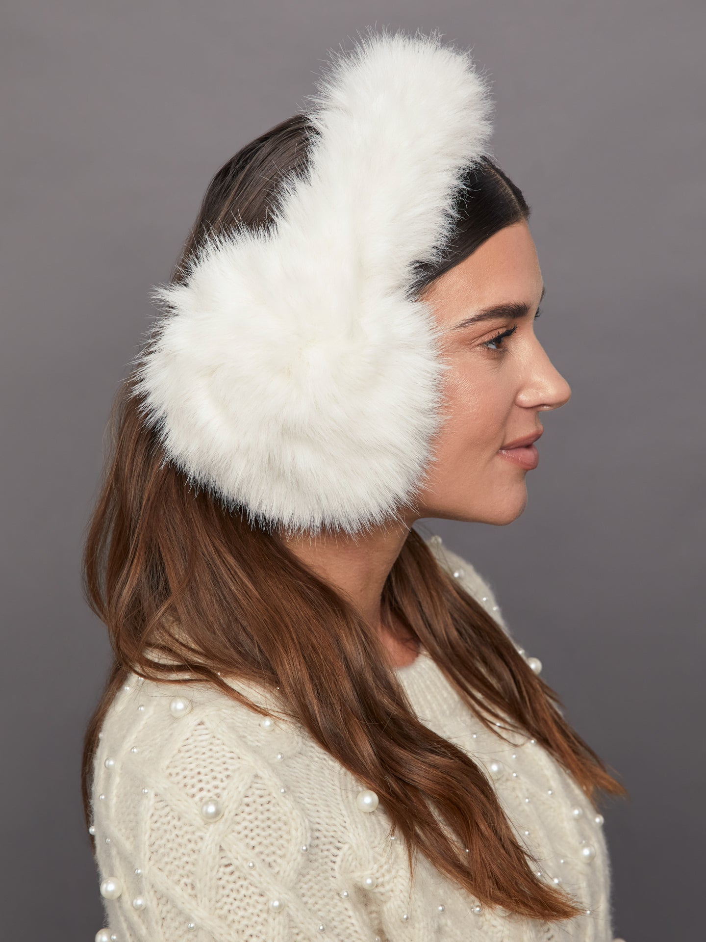 Carbon38 | Faux Long Hair Fur Earmuffs - Ivory
