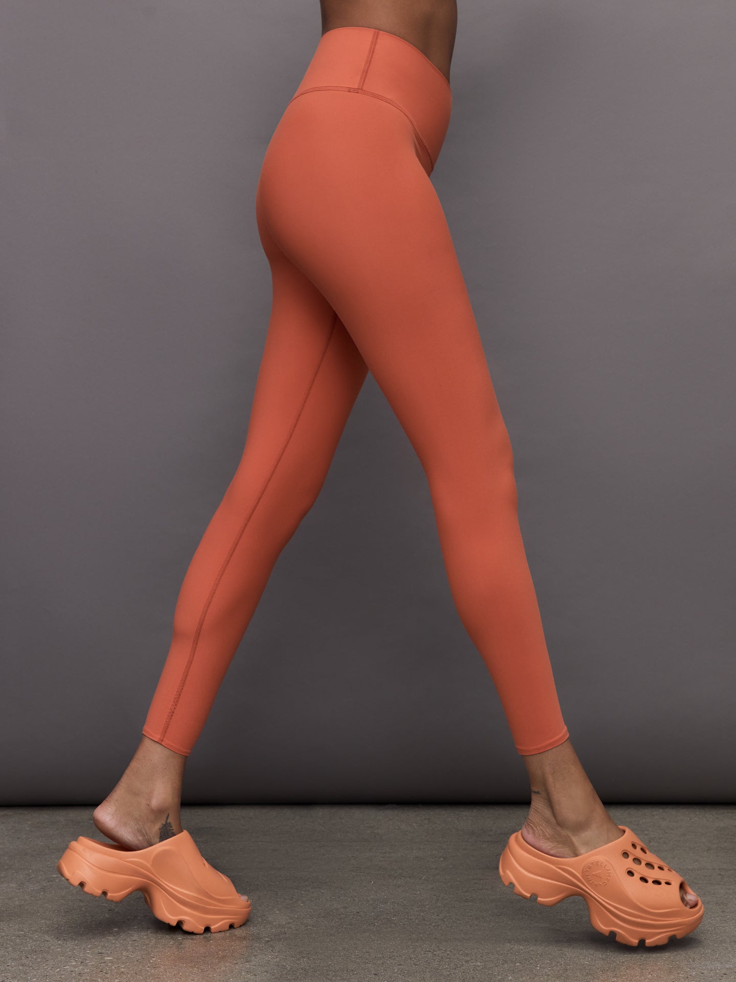 Carbon38 | High Rise Legging in Melt - Burnt Sienna