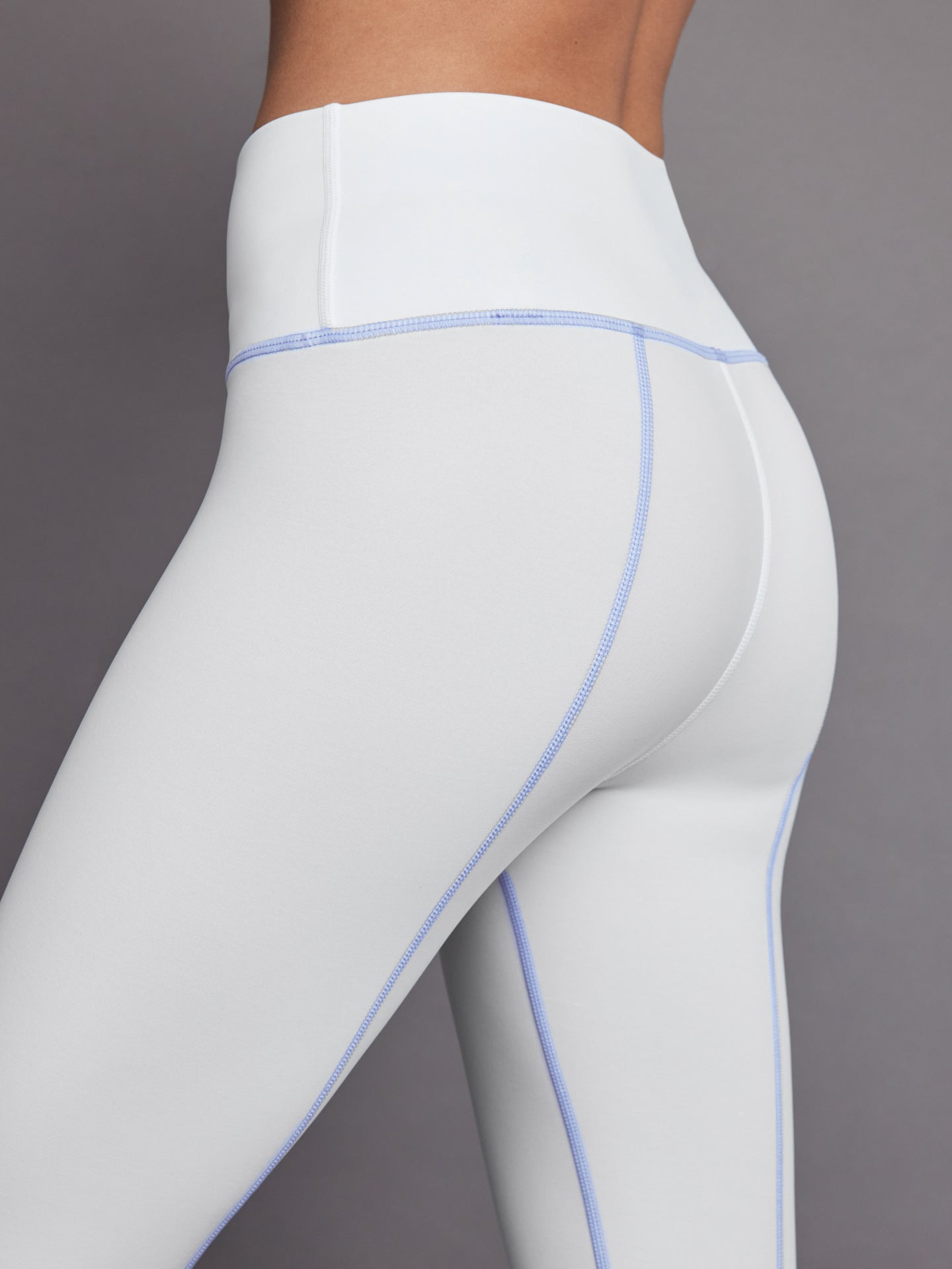 Carbon38 | High Rise Fleece Back Seam Legging - White