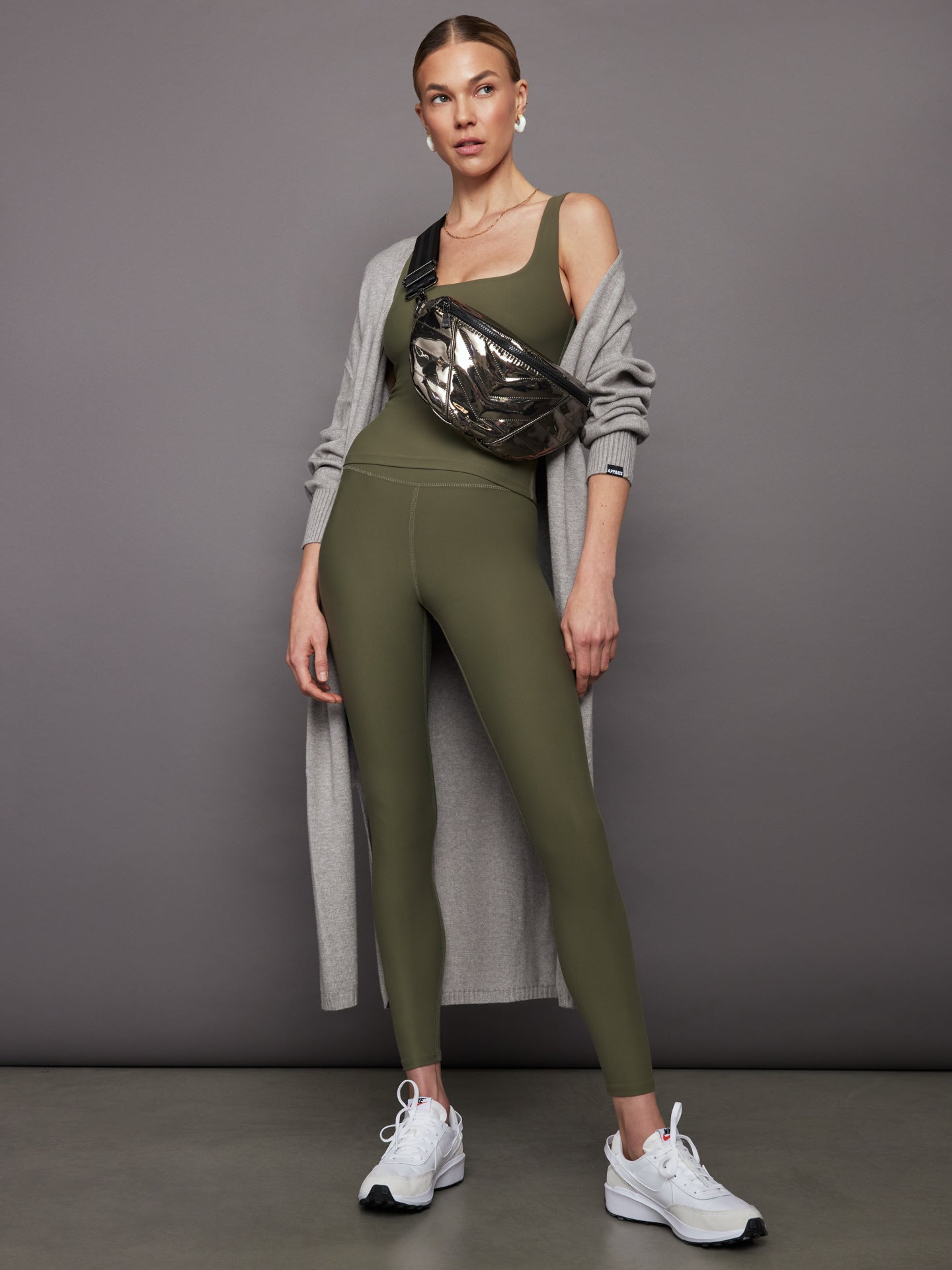 Carbon38 | High Rise Legging in Melt - Olive