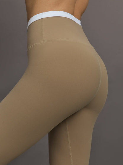Carbon38 | Contrast Waistband Legging in Melt - Chinchilla / White