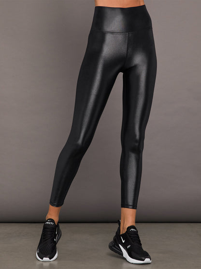 Carbon38 | Action Bra 2.0 & High Rise 7/8 Legging in Takara Bundle