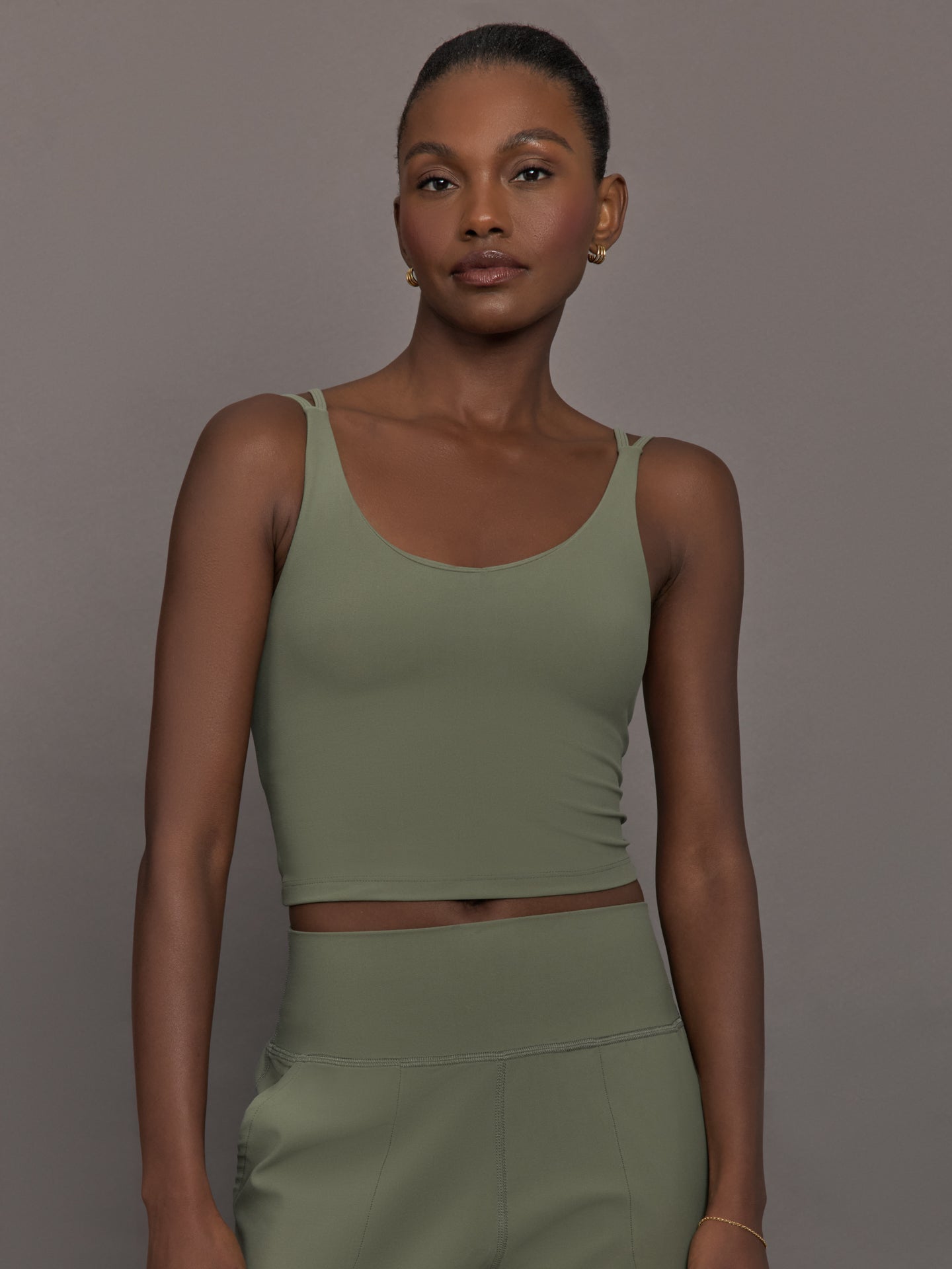 Carbon38 | V-Neck Tank in Melt - Moss