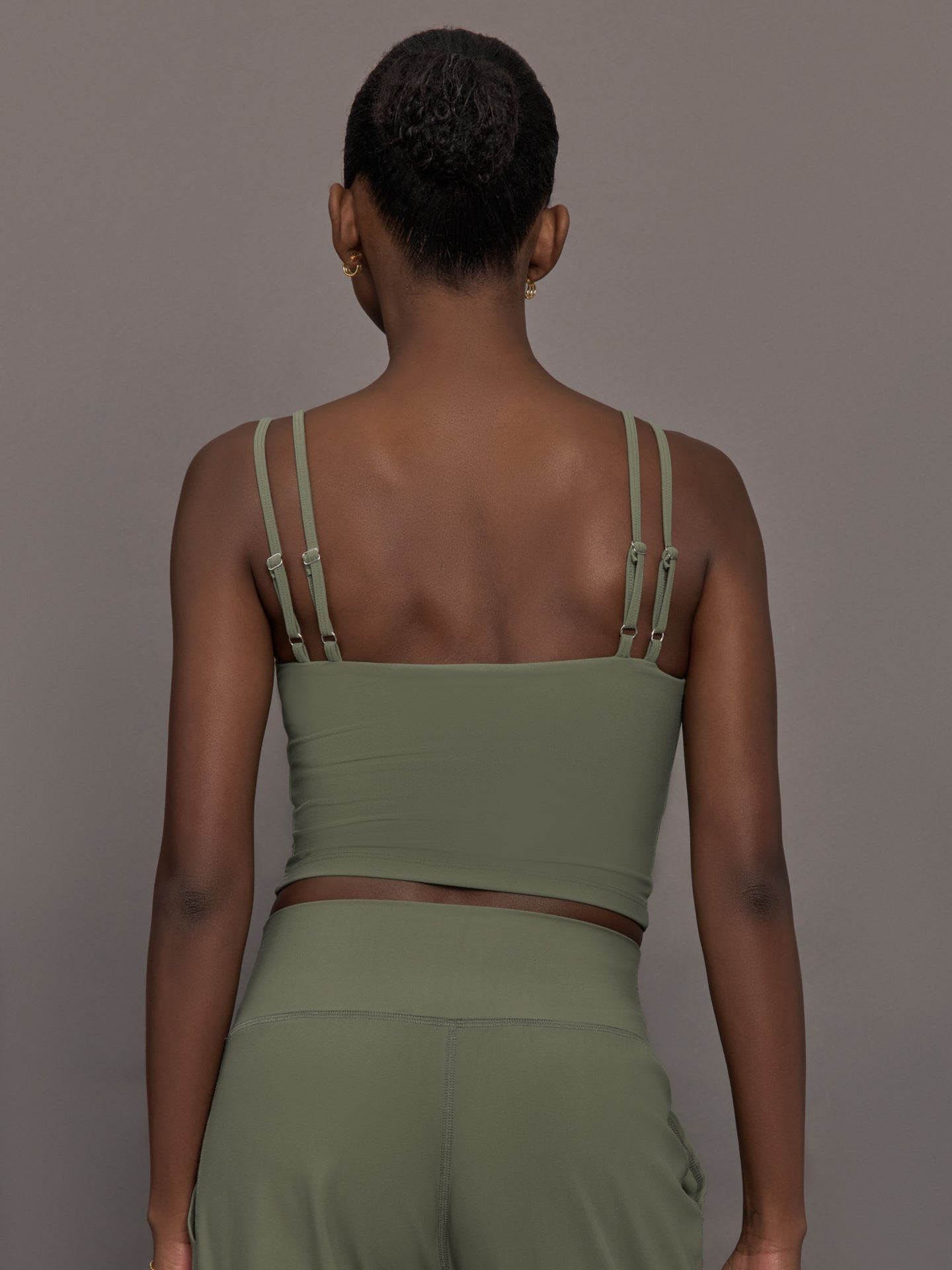 Carbon38 | V-Neck Tank in Melt - Moss