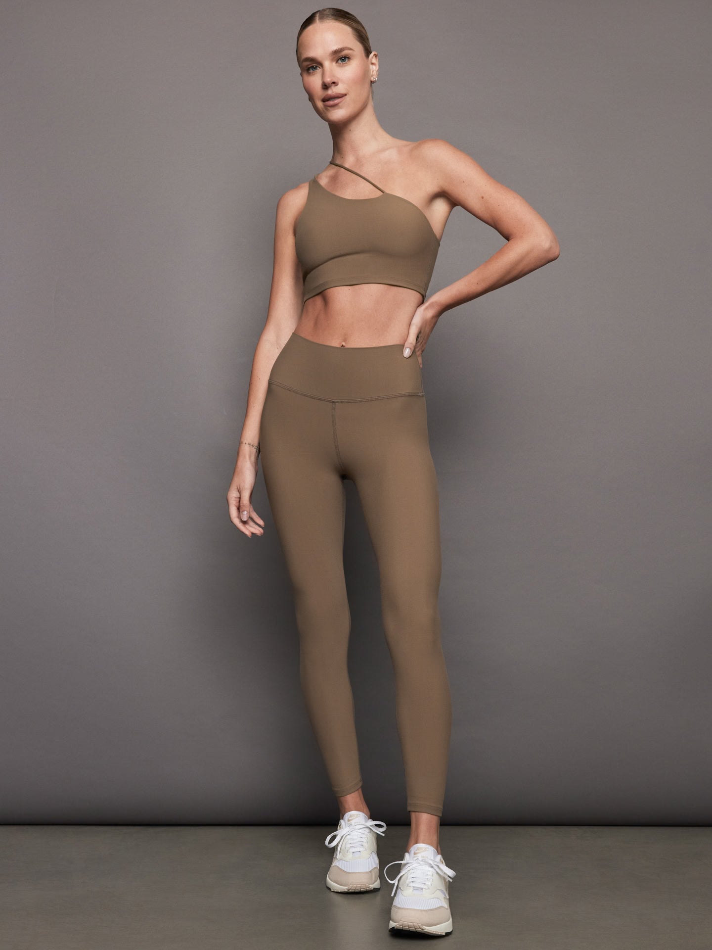 Carbon38 | One Shoulder Convertible Bra Top in Melt - Caribou