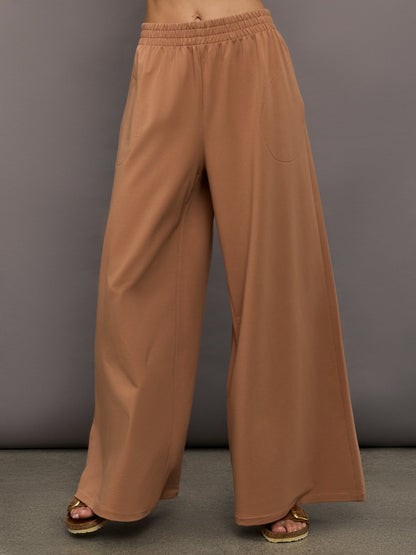 Carbon38 | Boyfriend Elephant Sweatpants - Cappuccino