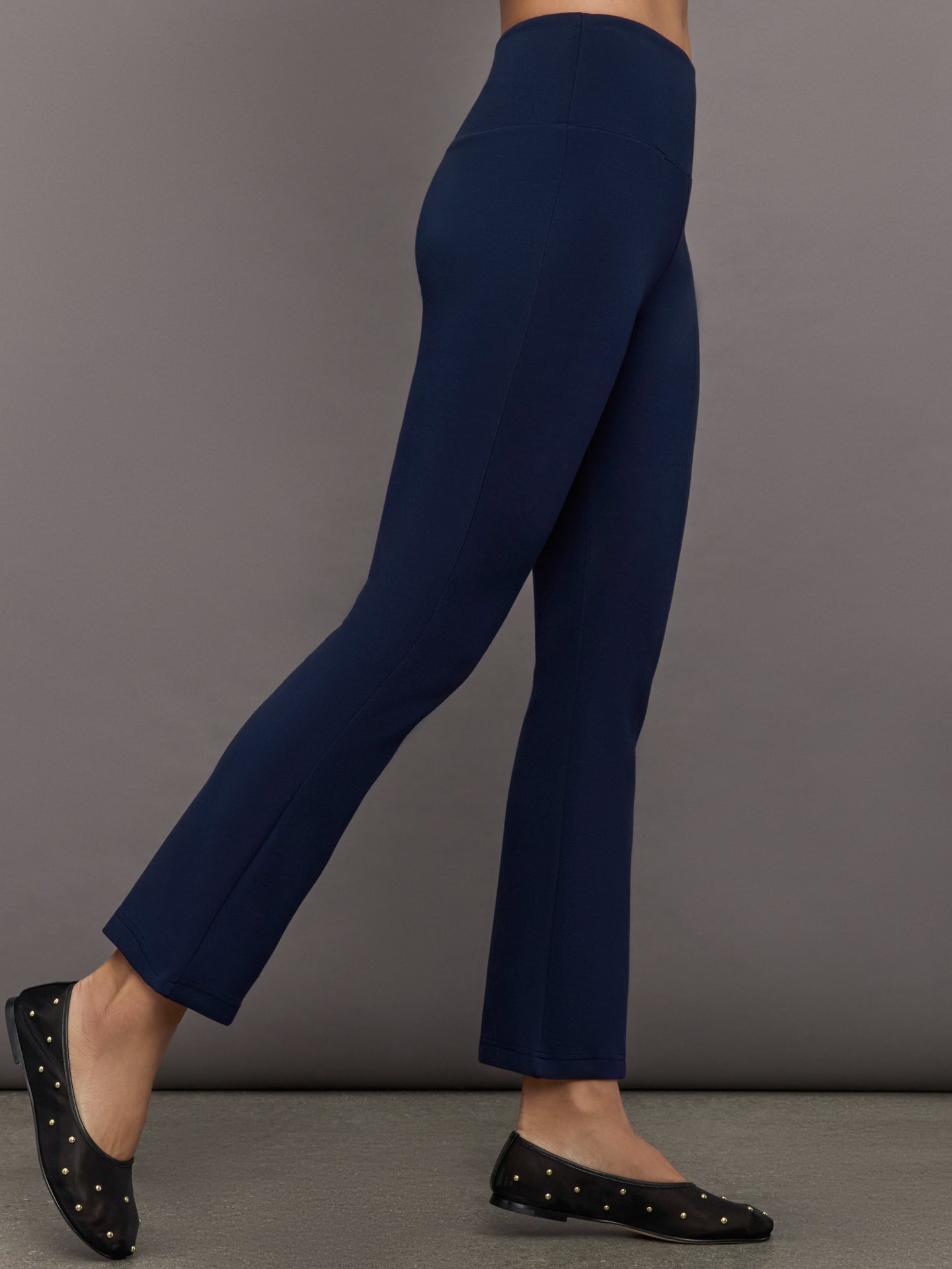 Carbon38 | Kick Flare Pant in Scuba - Navy
