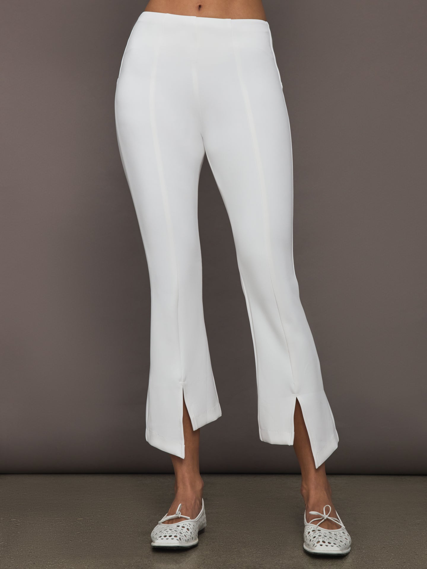 Carbon38 | Upper East Split Flare - White